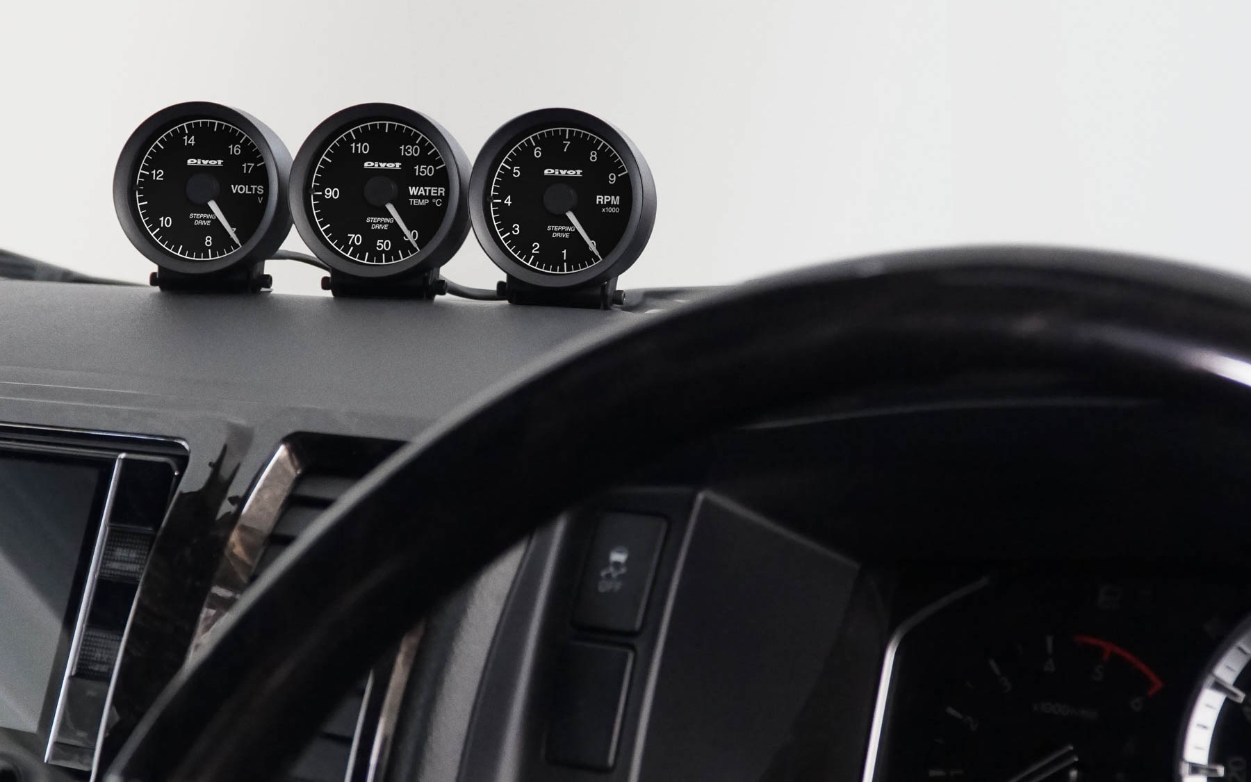 ハイエースへの装着イメージ