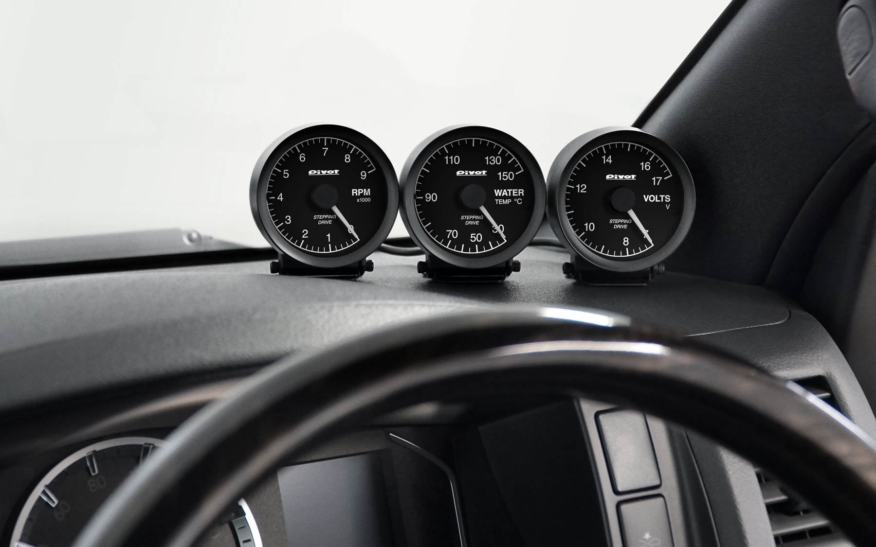 ハイエースへの装着イメージ