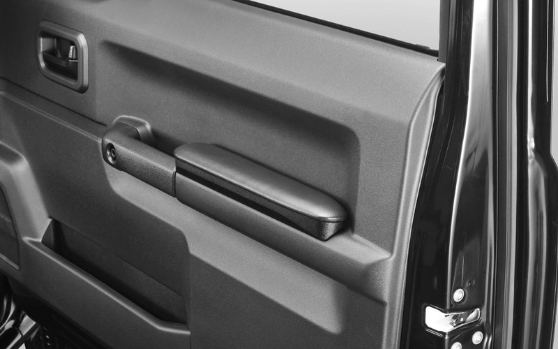 カーメイト、ジムニー/ジムニーシエラ専用「ドアアームレスト」 純正