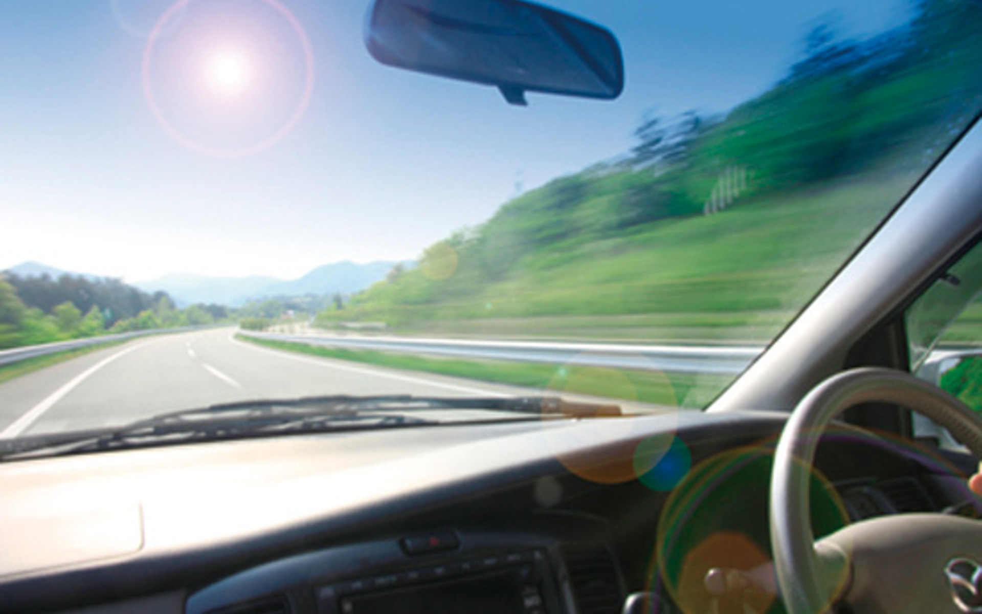 リケンテクノスが遮熱性能を10％以上向上させた自動車ウィンドウ用フィルム「ICE-μ RE」を開発した