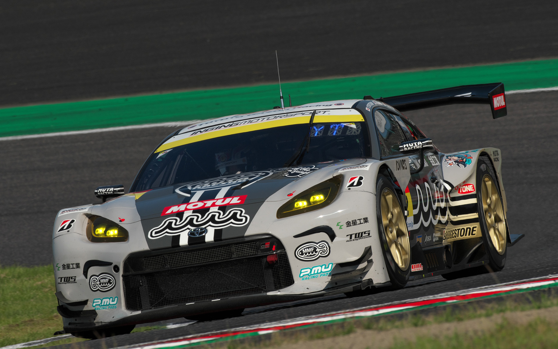 第3戦鈴鹿サーキットのGT300クラスでは、2号車 muta Racing GR86 GT（堤優威/平良響/加藤寛規組）が2位表彰台を獲得