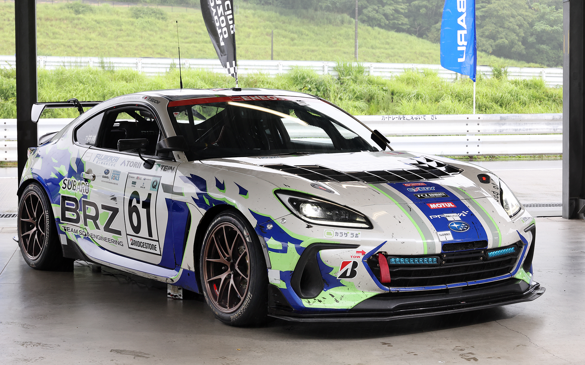 2024年モデルのBRZは、スーパー耐久シリーズに参戦しているTeam SDA Engineeringの取り組みで得た知見から生まれたMT車専用「SPORTモード」を新採用