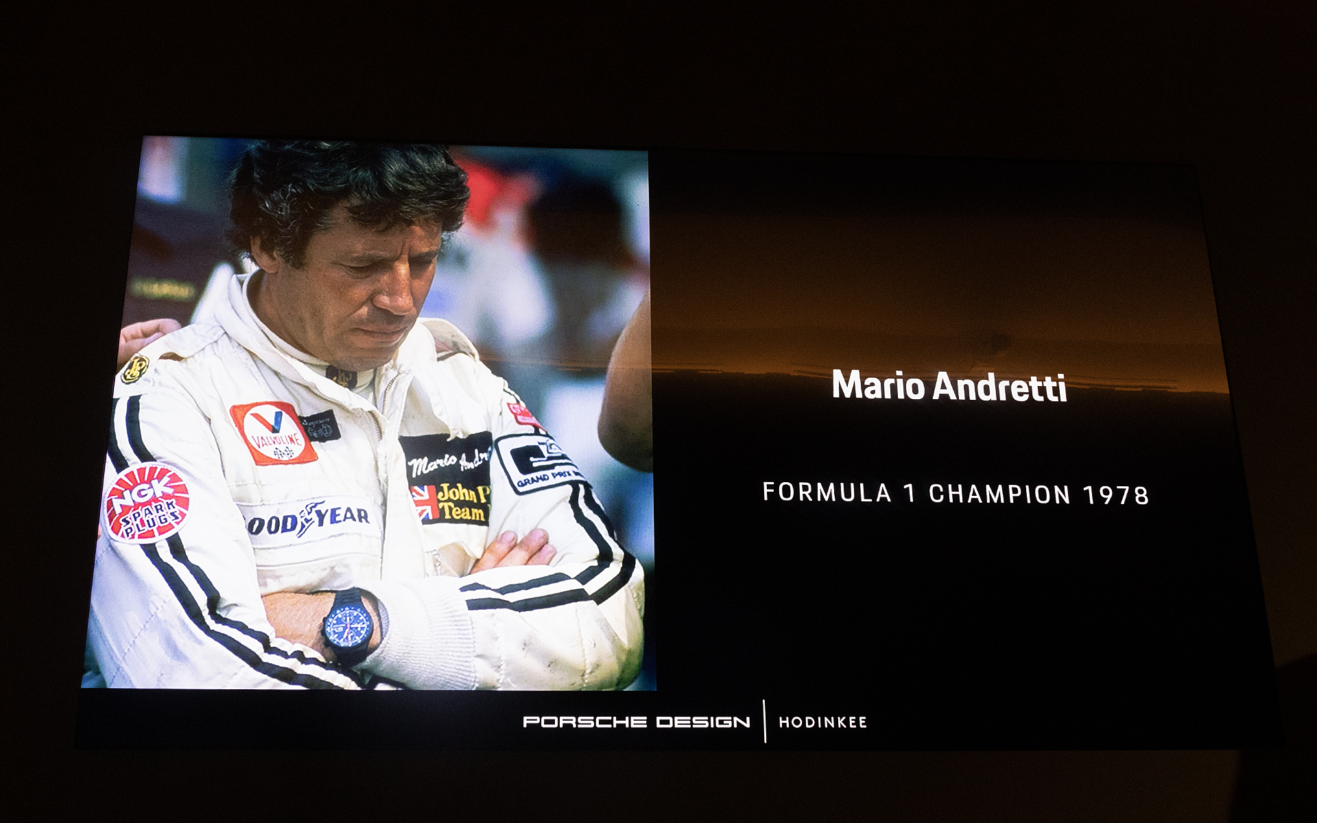 マリオ・アンドレッティ選手など、著名なレーシングドライバーがクロノグラフ1を愛用したという