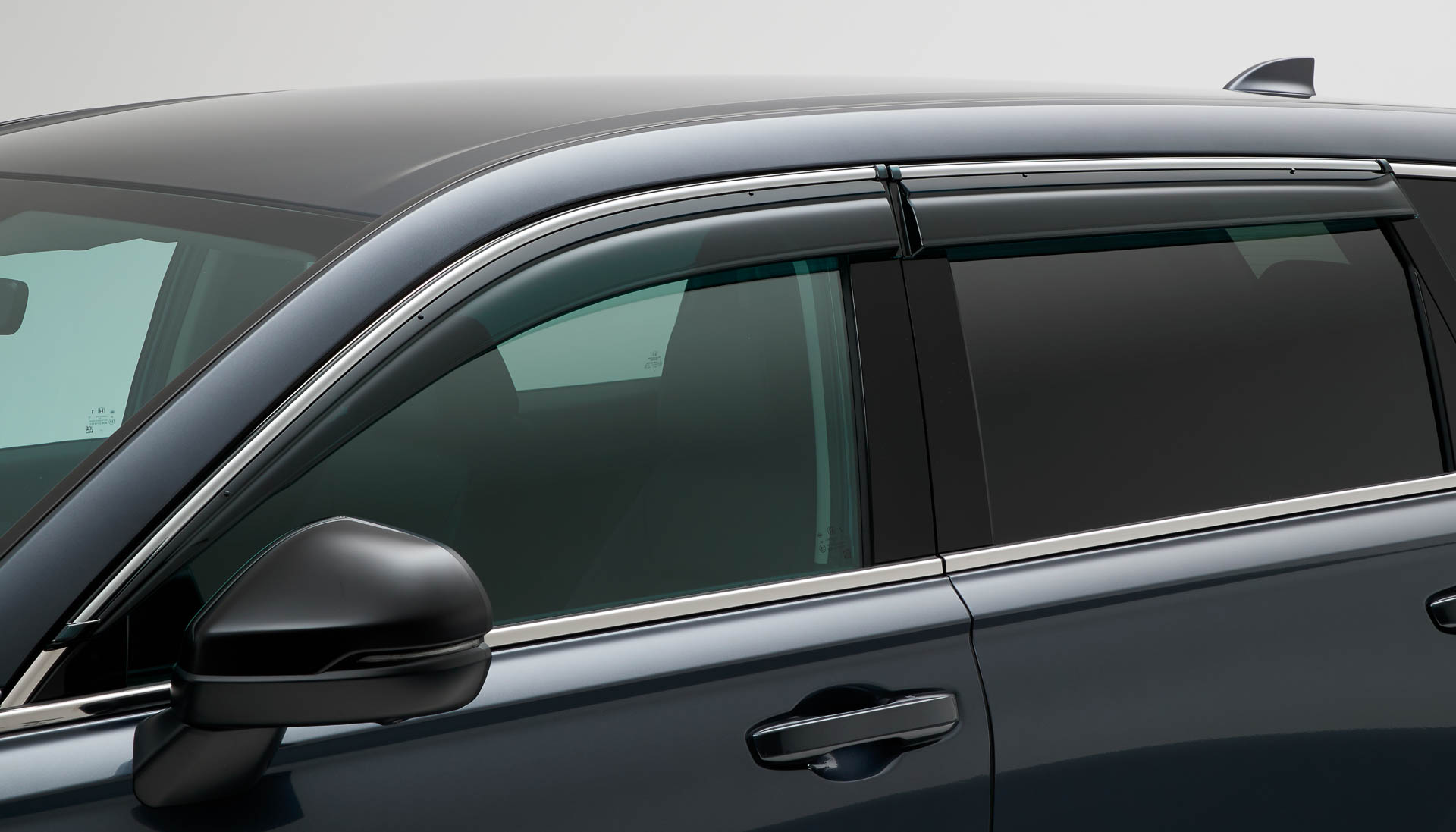 ドアバイザーの装着イメージ