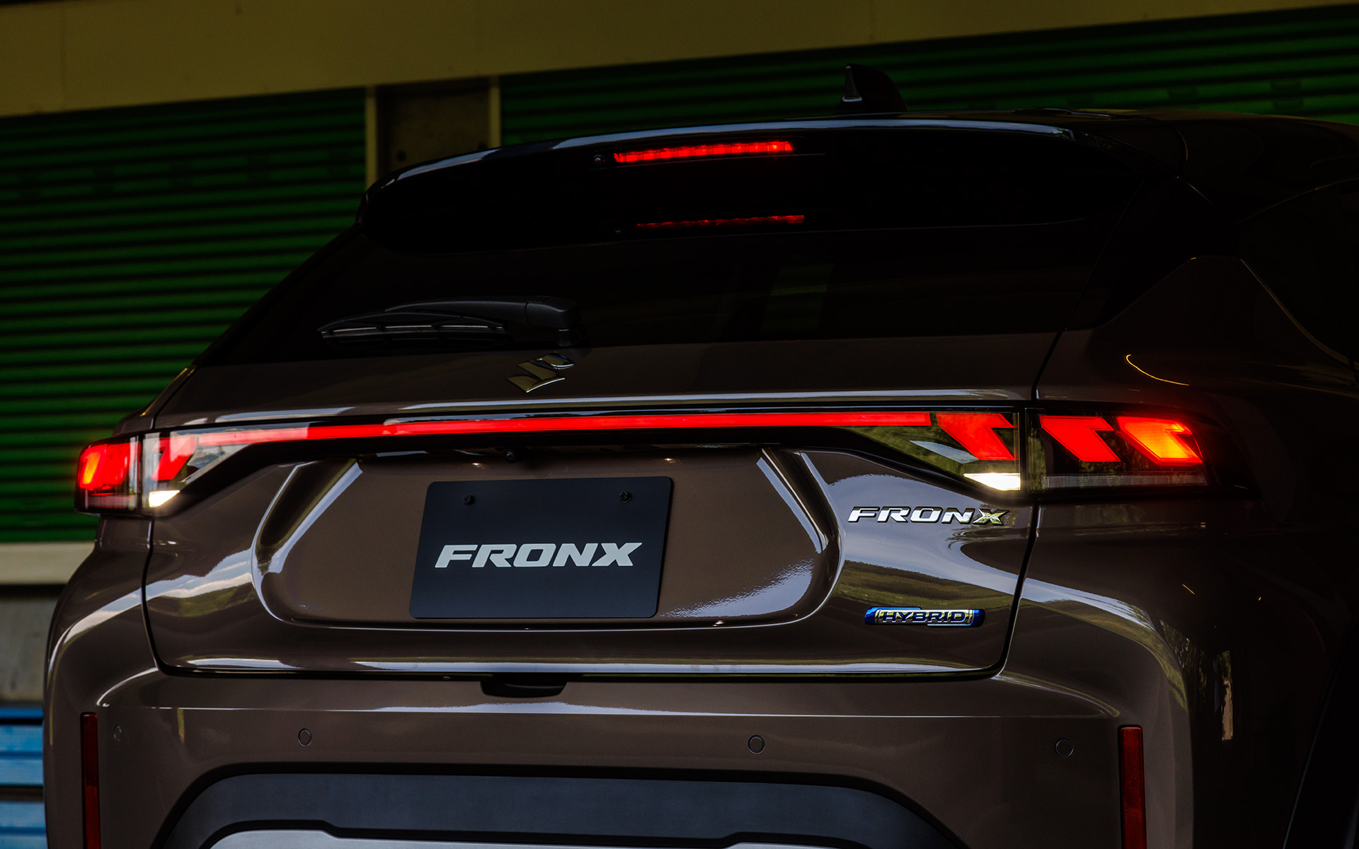 バックランプ点灯時