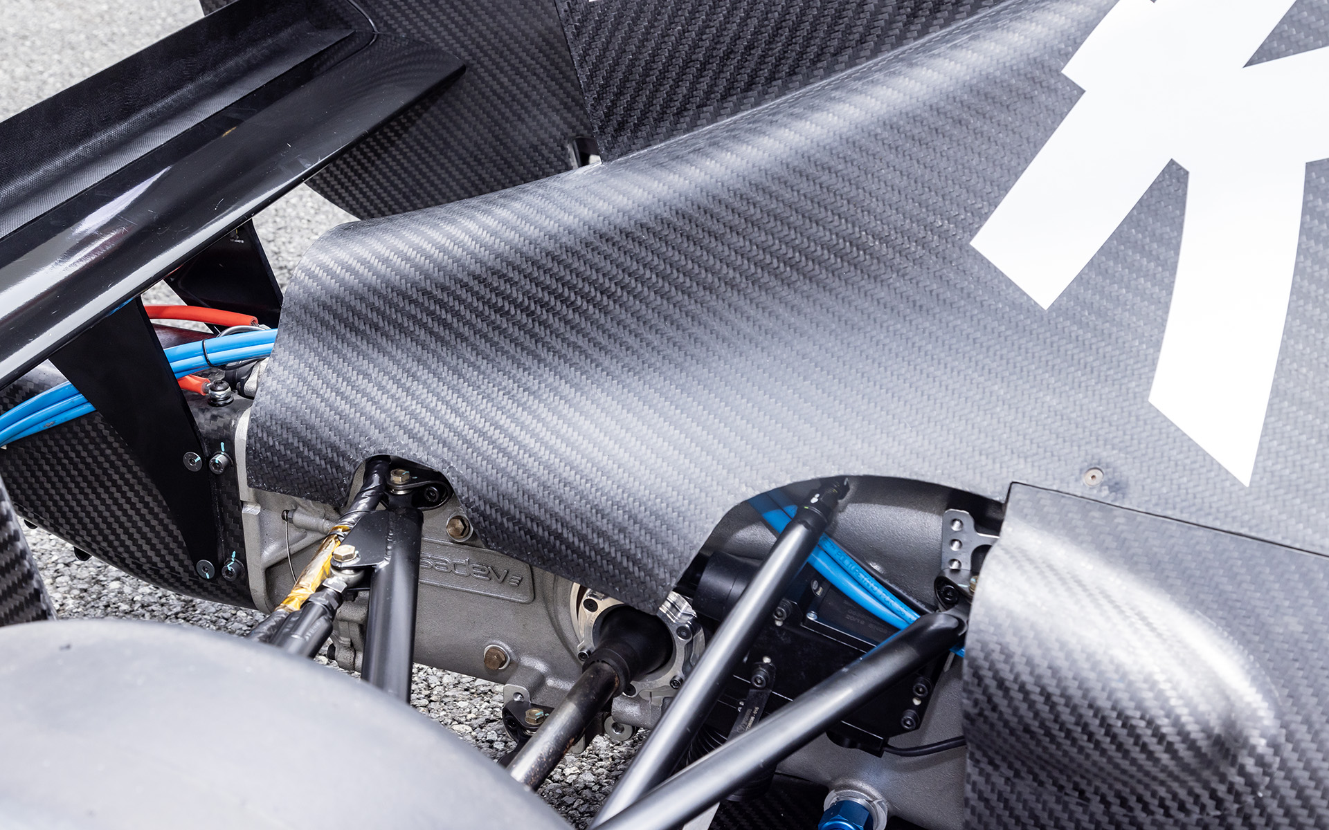 ハイブリッドシステム部