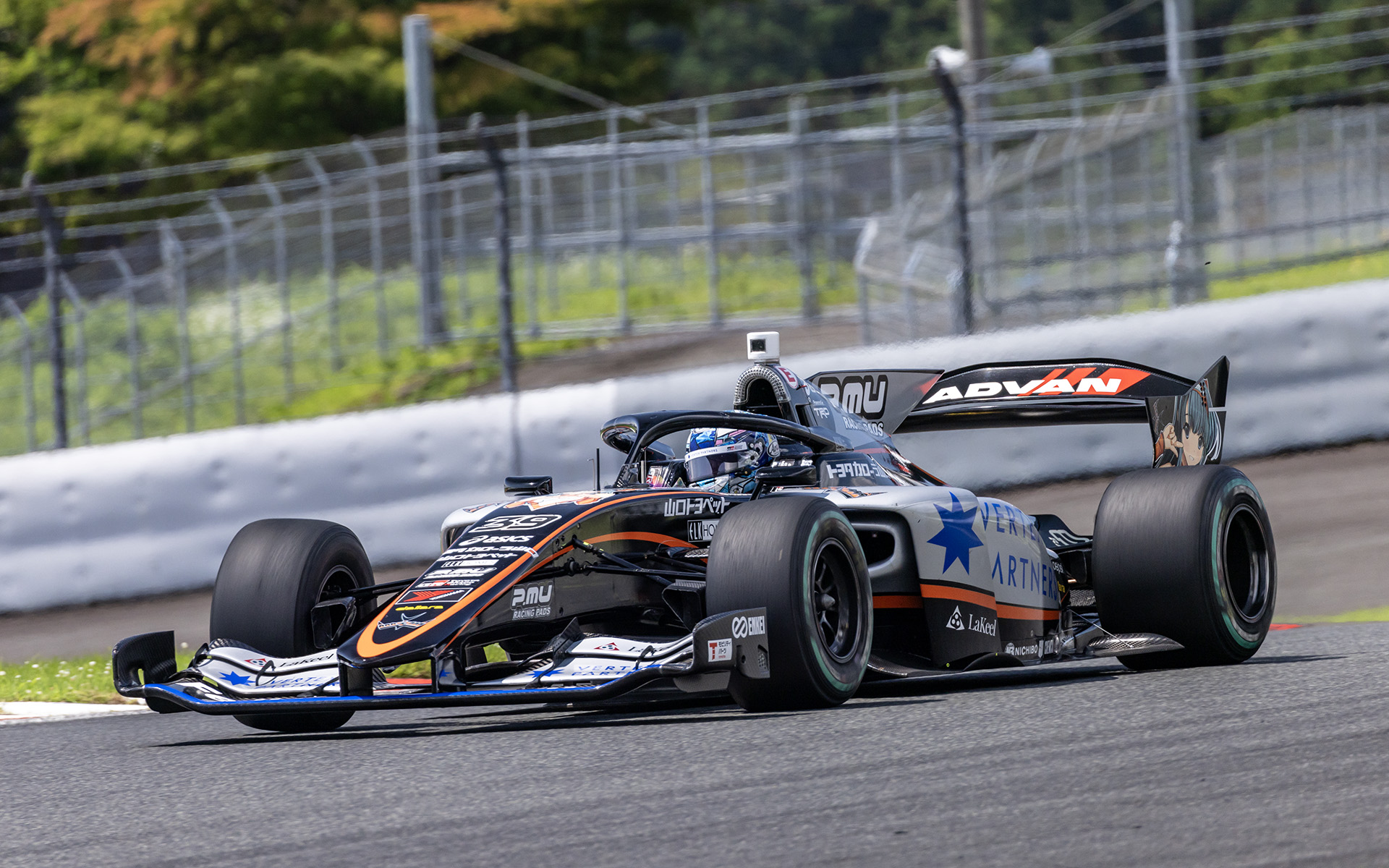 39号車 VERTEX CERUMO･INGING SF23 大湯都史樹選手