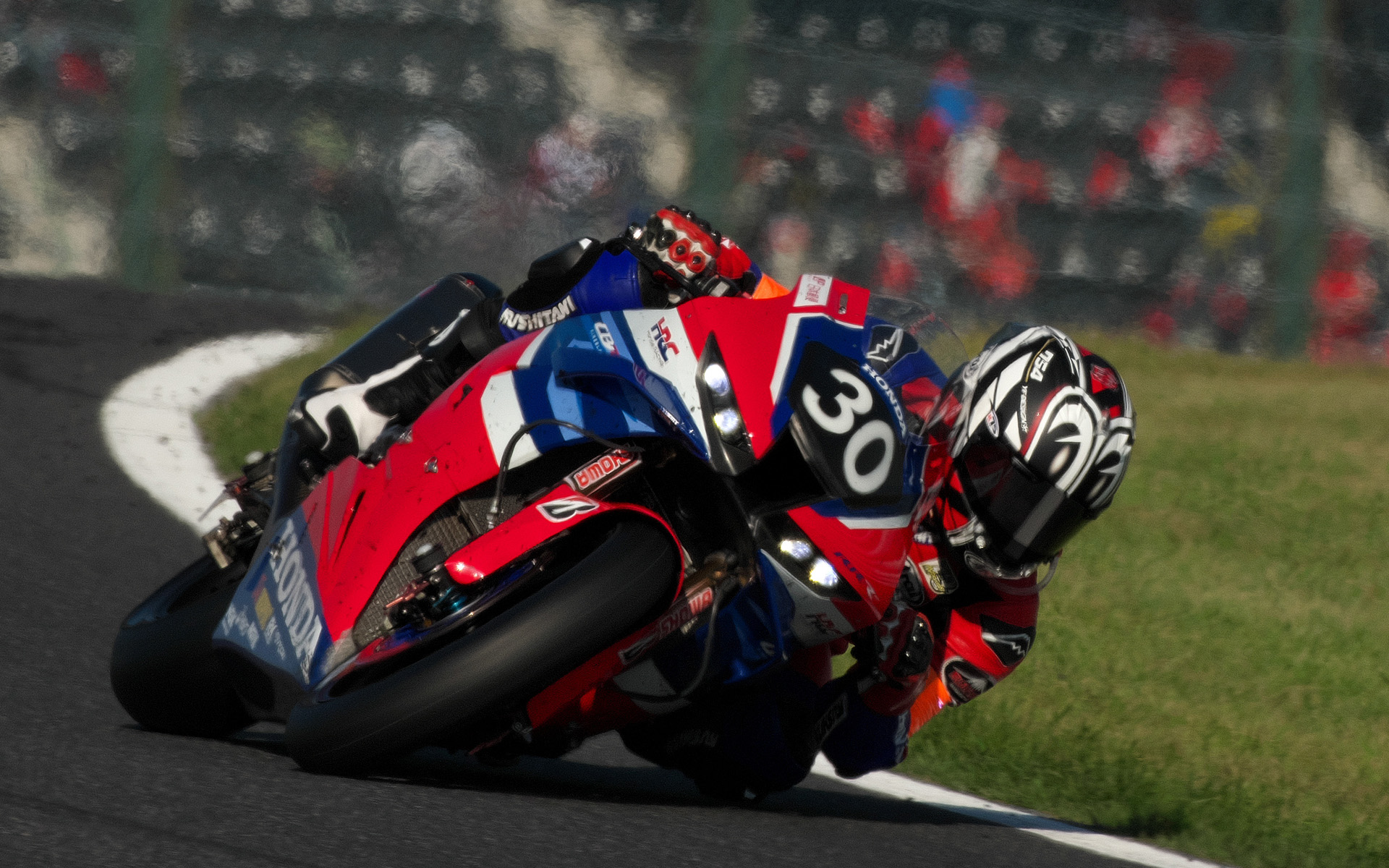 30号車 名越哲平選手の走り