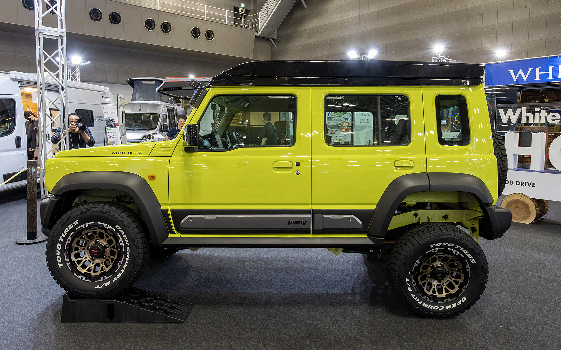 ポップアップルーフを閉じた状態