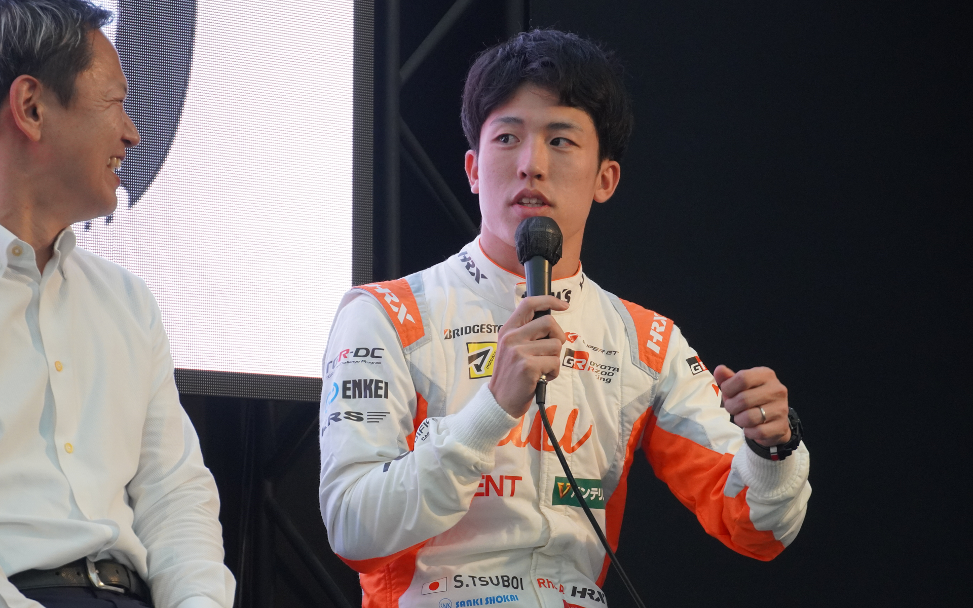 トムスのドライバーである 坪井翔選手