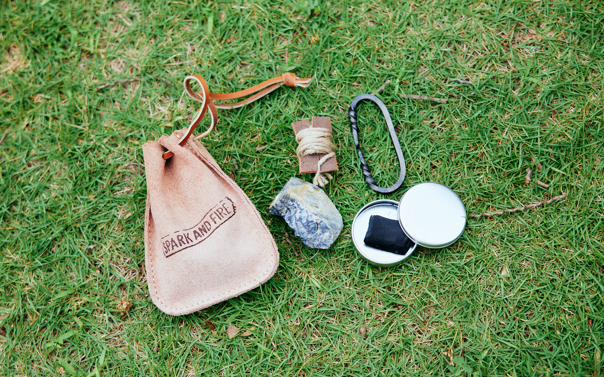 遊牧舎工房「スパークアンドファイヤー」