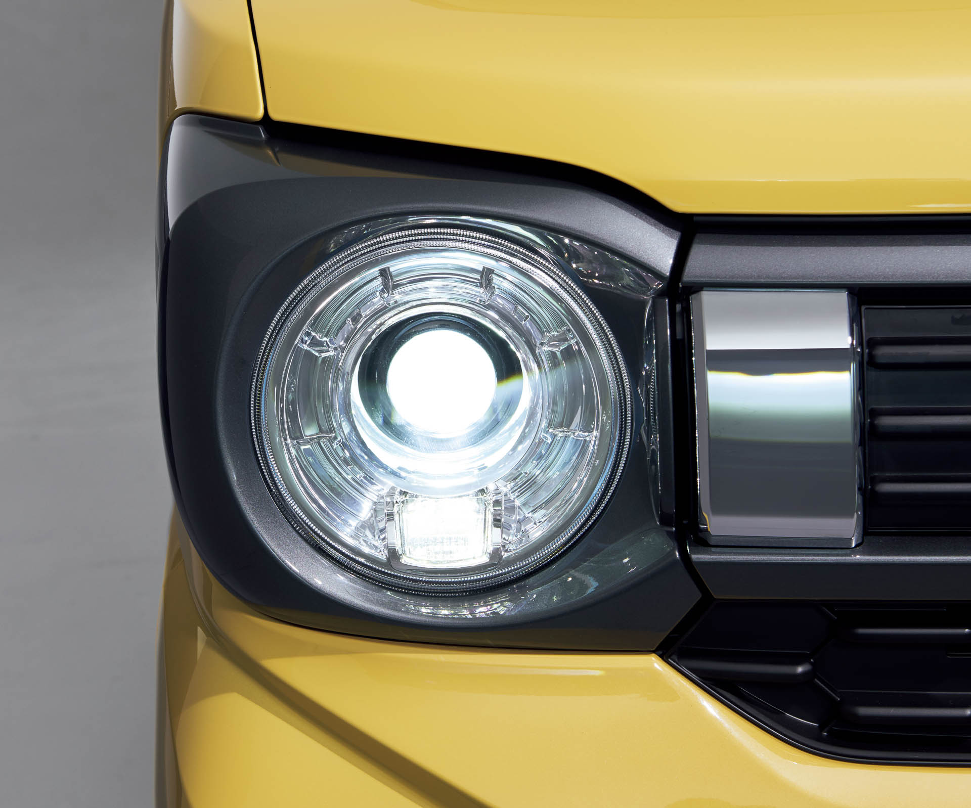 LEDヘッドライト