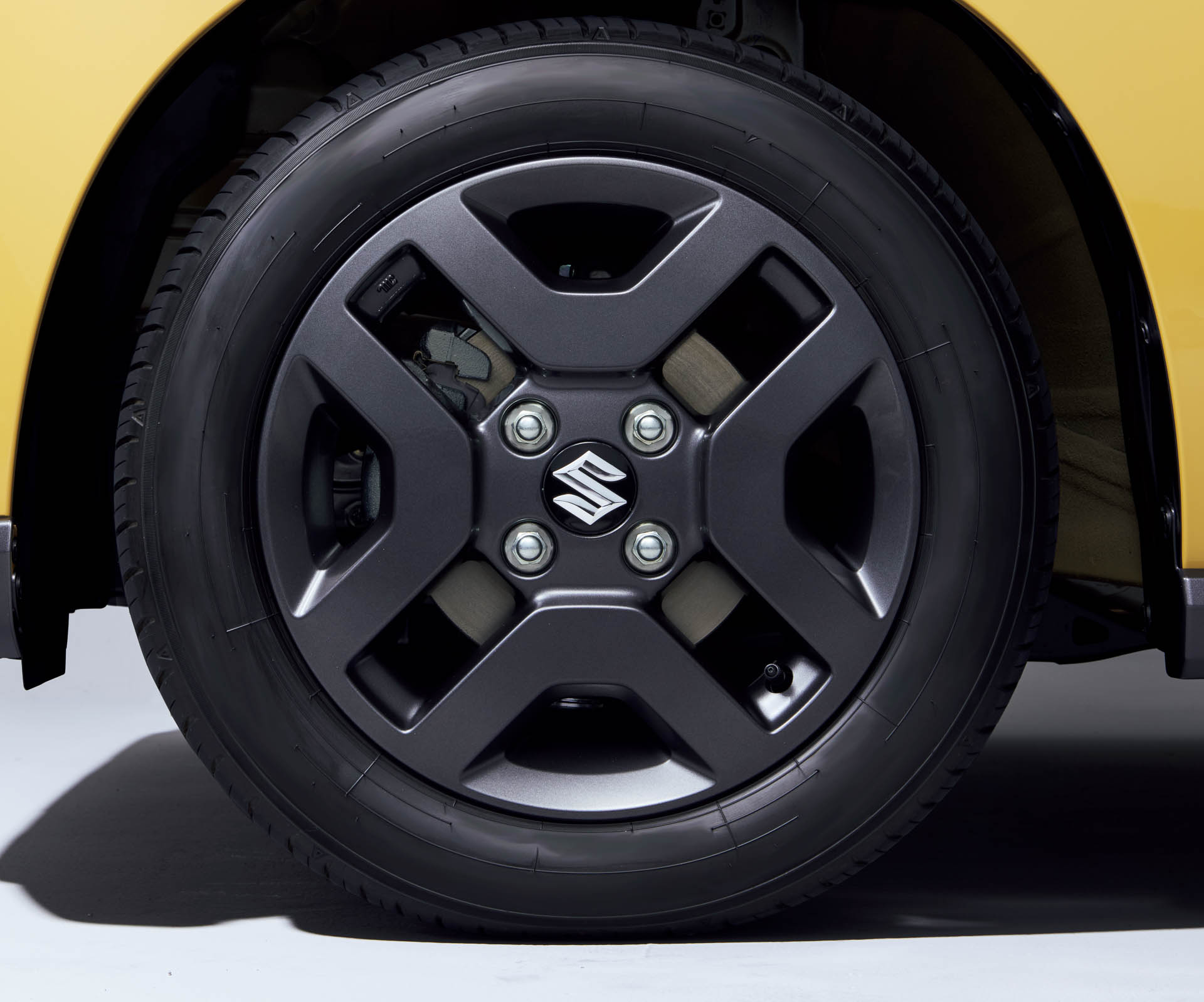 14インチアルミホイール