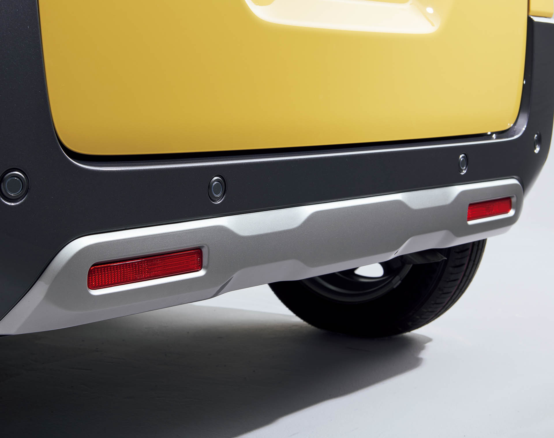 リアスキッドプレート