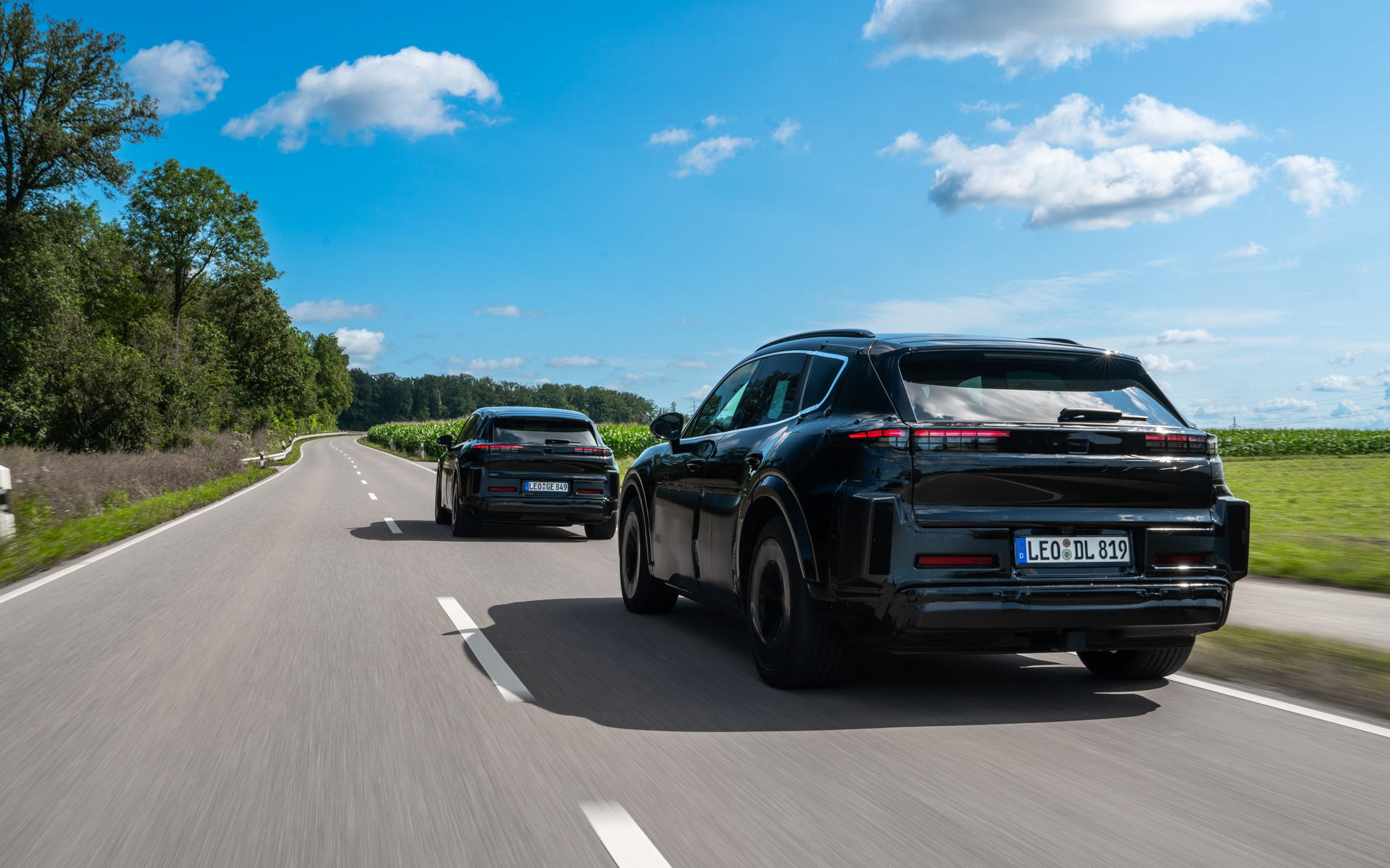 テスト走行中の第4世代カイエン（プロトタイプ）