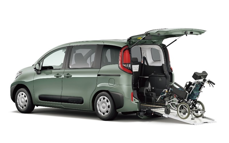 取り扱い車種はシエンタ（2024年式・Gグレード・ガソリン・2WD・車いす仕様車 タイプI）からスタート