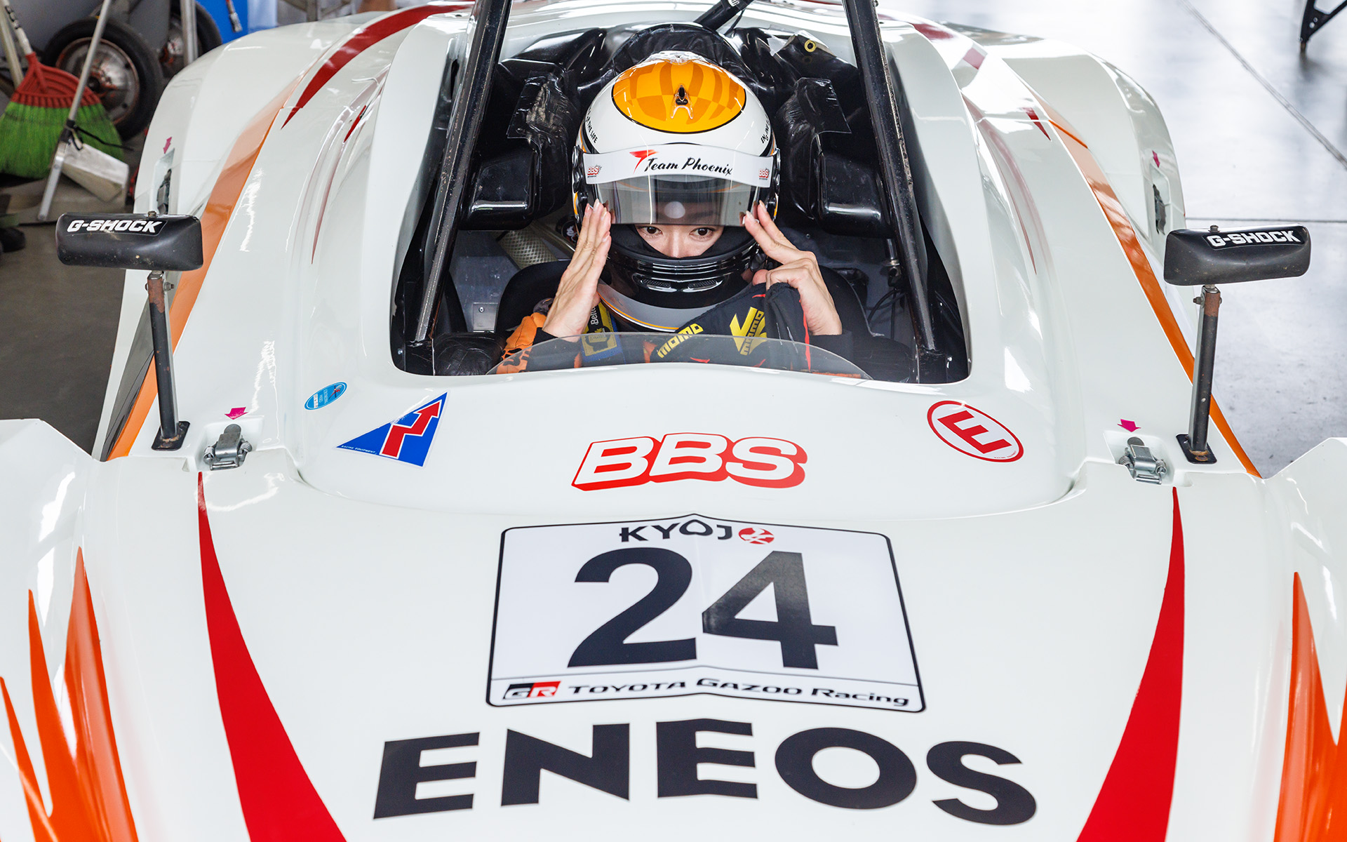 マシンのセッティングは同じであれば、変わったのはドライバーの運転か、または路面のグリップ力か……