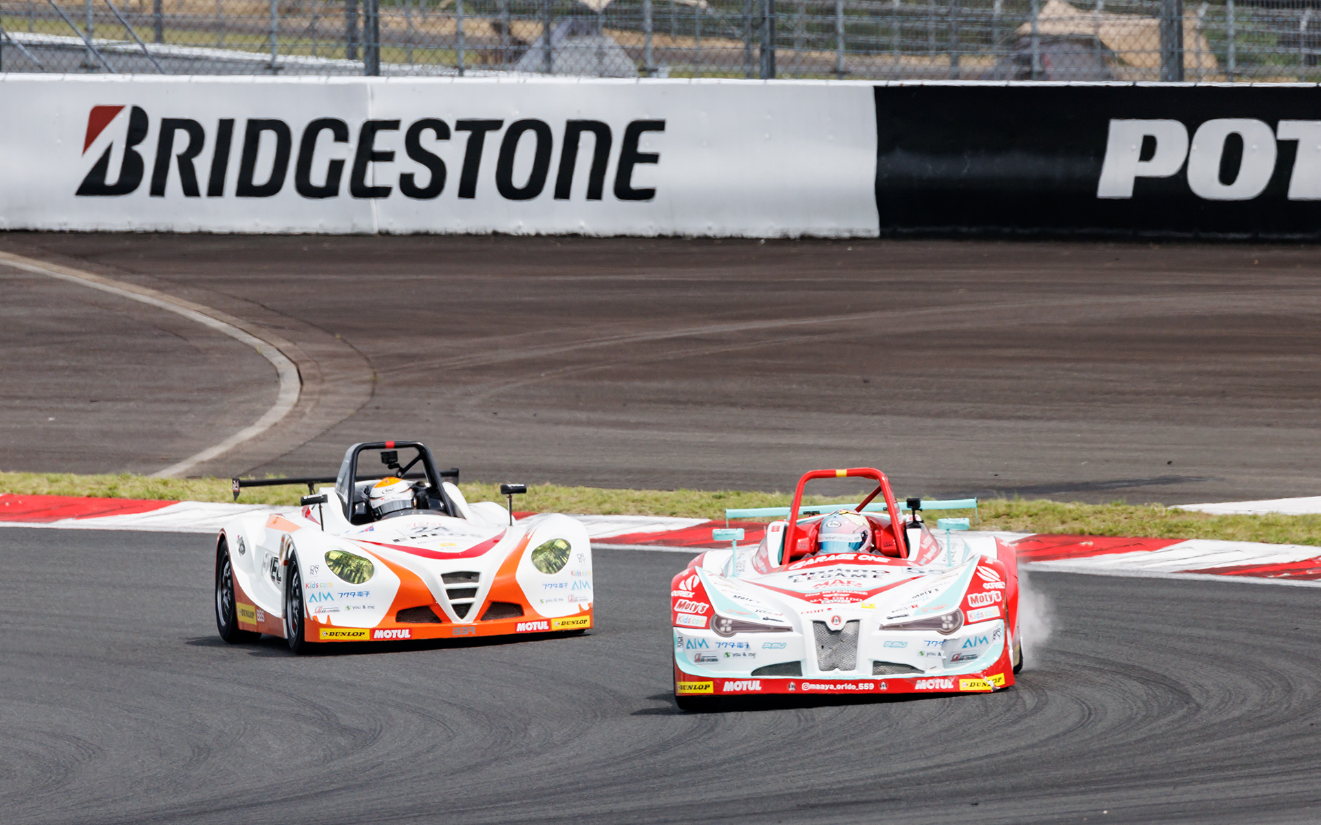 路面グリップ状態の変化を探りながら走る