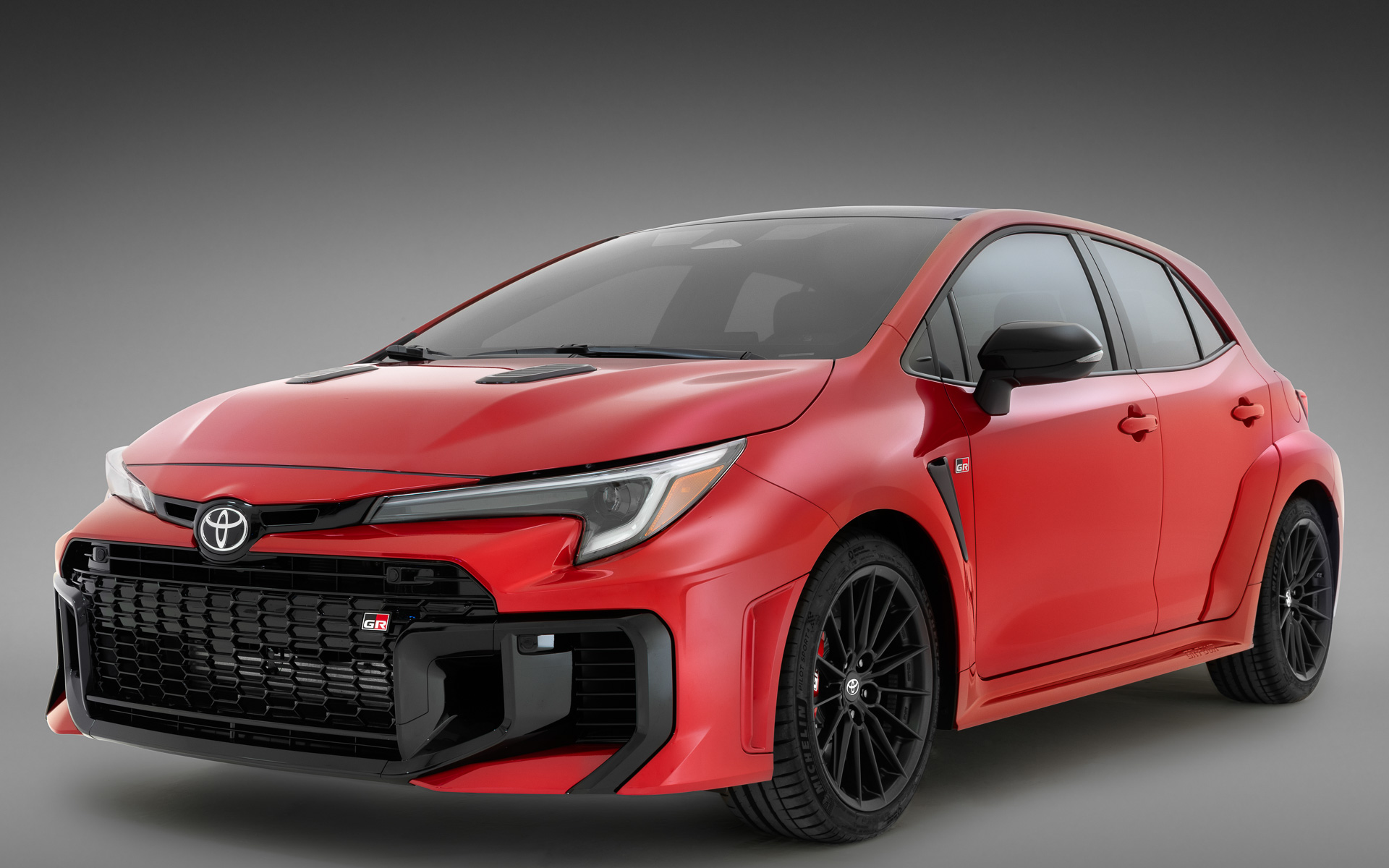 進化型GRカローラ（米国仕様）