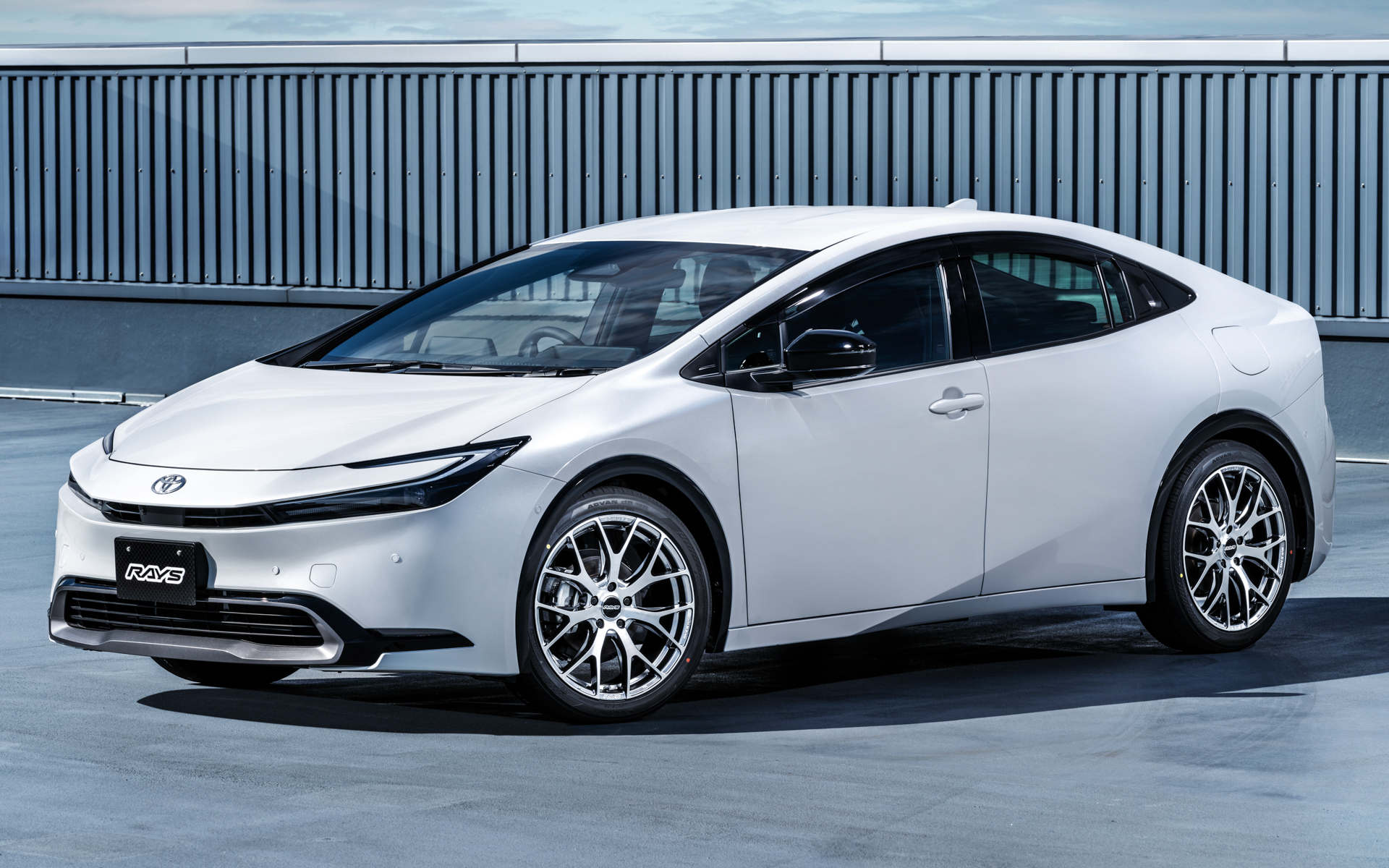 トヨタ「プリウス」