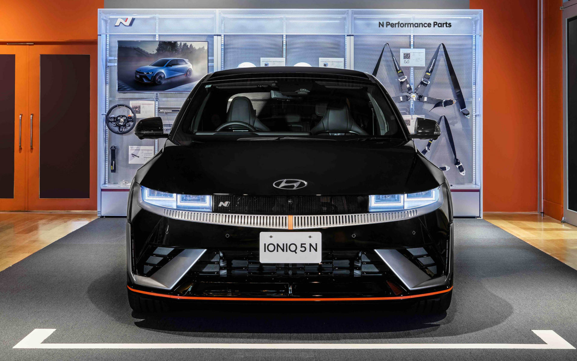 「IONIQ 5 N」の価格は858万円