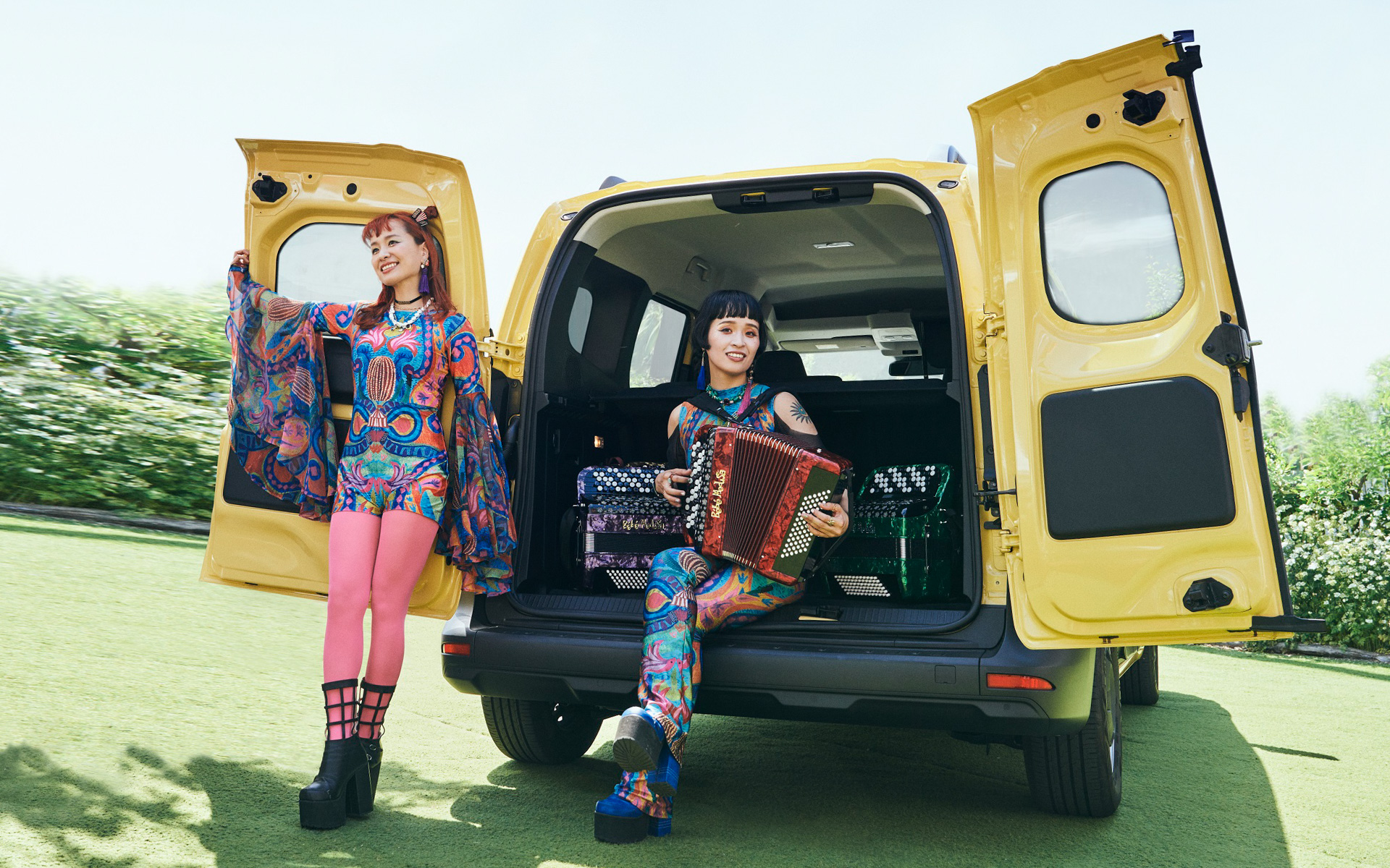 「ルノー カングー ジャンボリー 2024」に姉妹ユニットアーティストのチャラン・ポ・ランタンの出演が決定