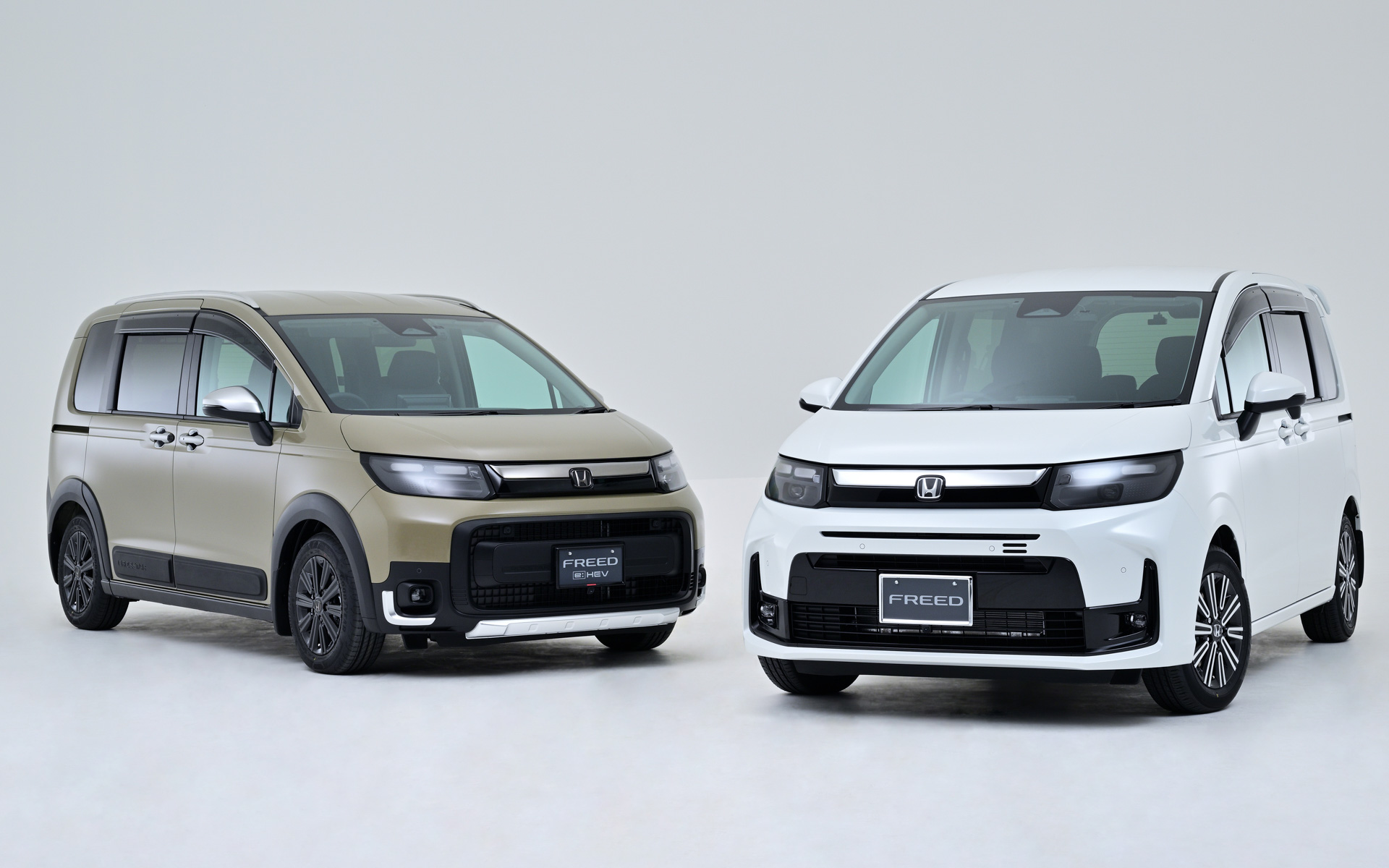 FREED e:HEV CROSSTAR／FREED e:HEV AIR　純正アクセサリー装着車