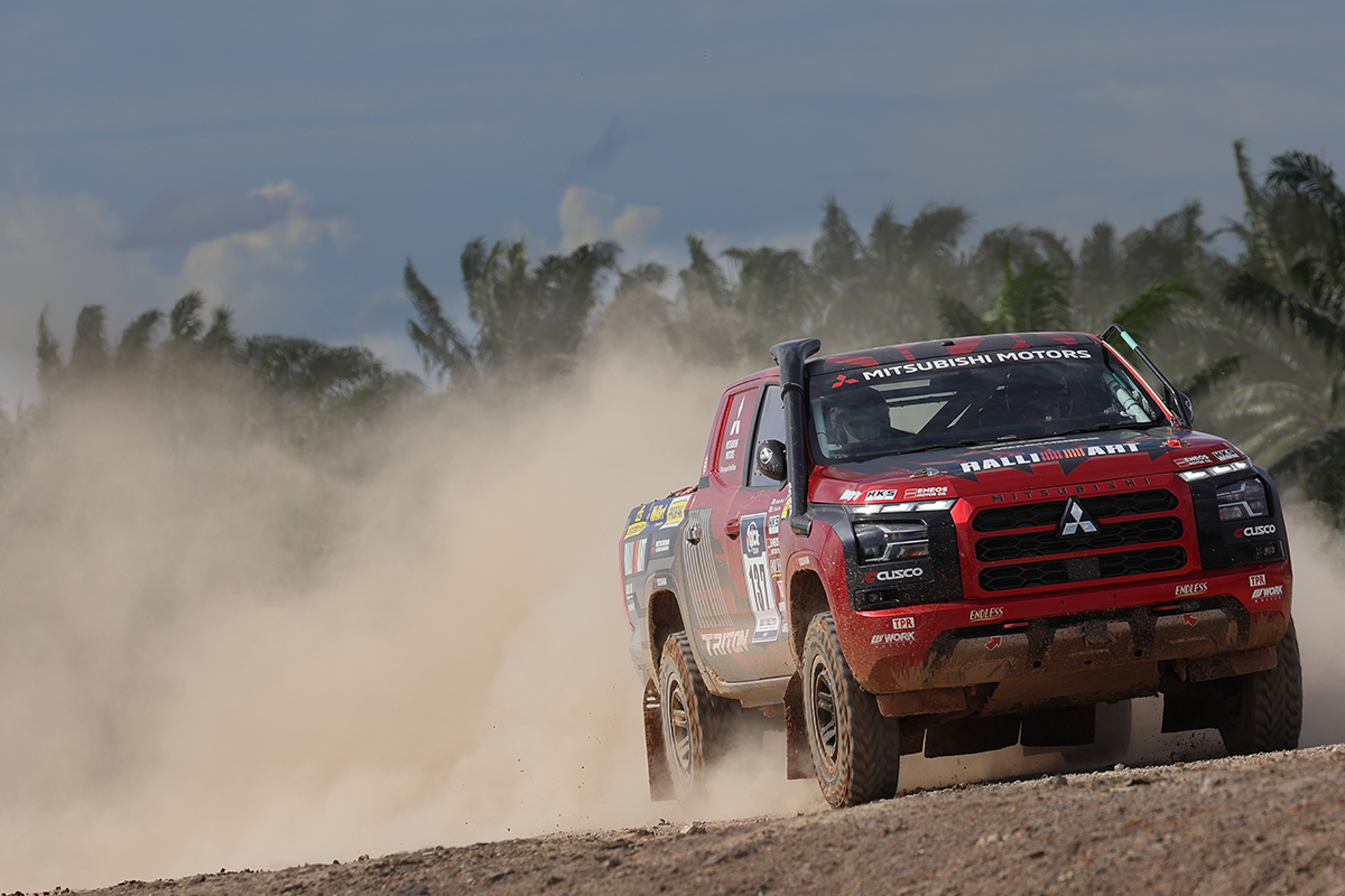 新型「トライトン」（T1仕様）