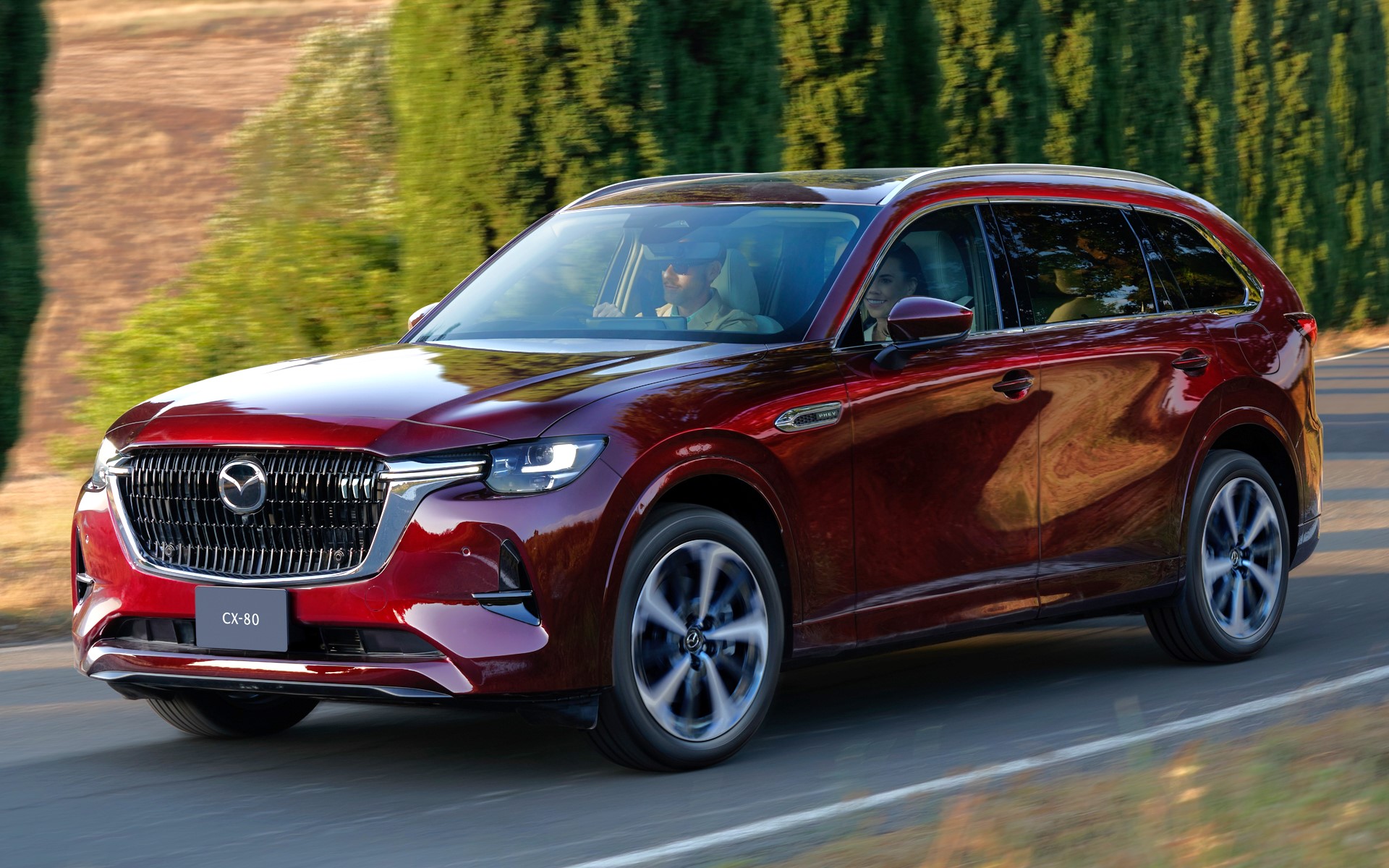 マツダの3列シートSUV新型「CX-80」の日本仕様が公開された