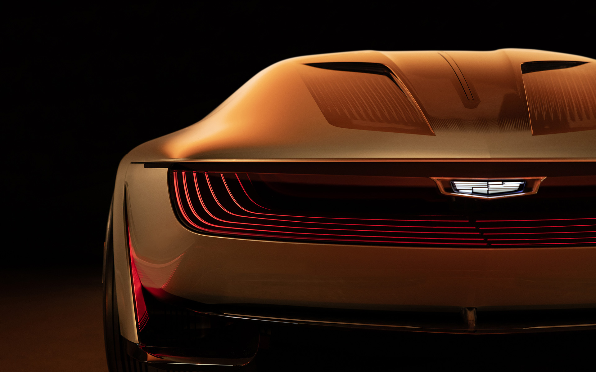 オピュレント・ヴェロシティのエクステリア