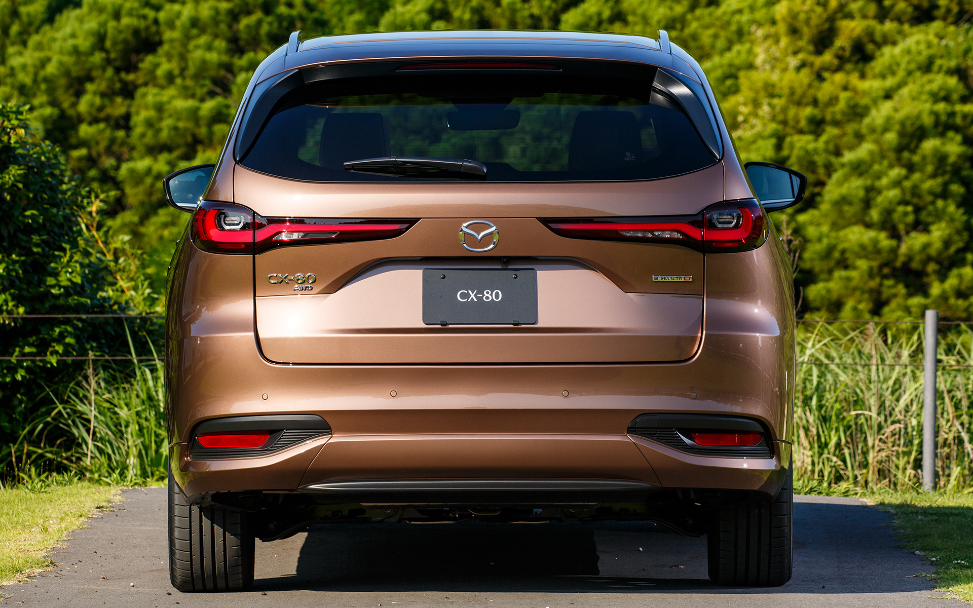 ひと目でマツダ車と分かるディテール。外観もプレミアム感のある仕上がり