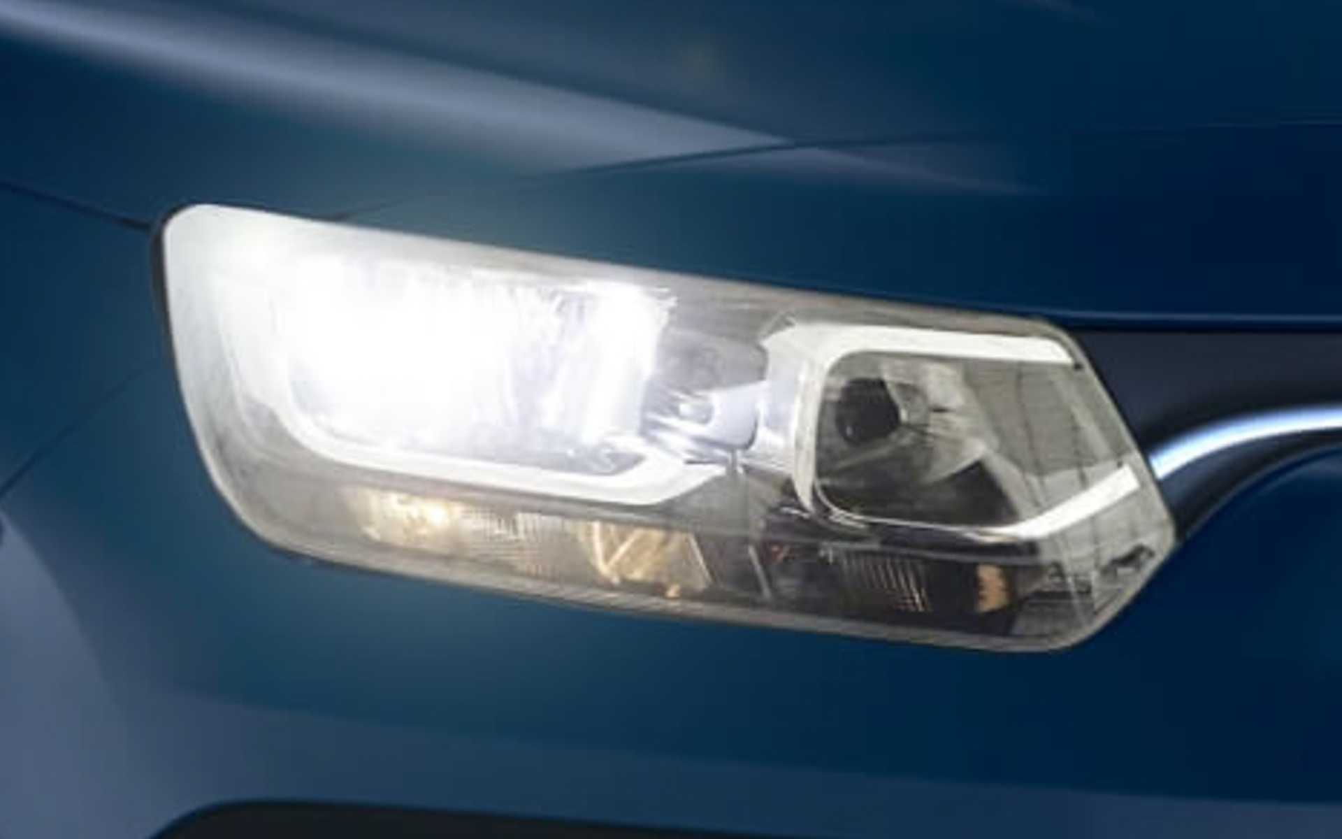 LEDヘッドライト