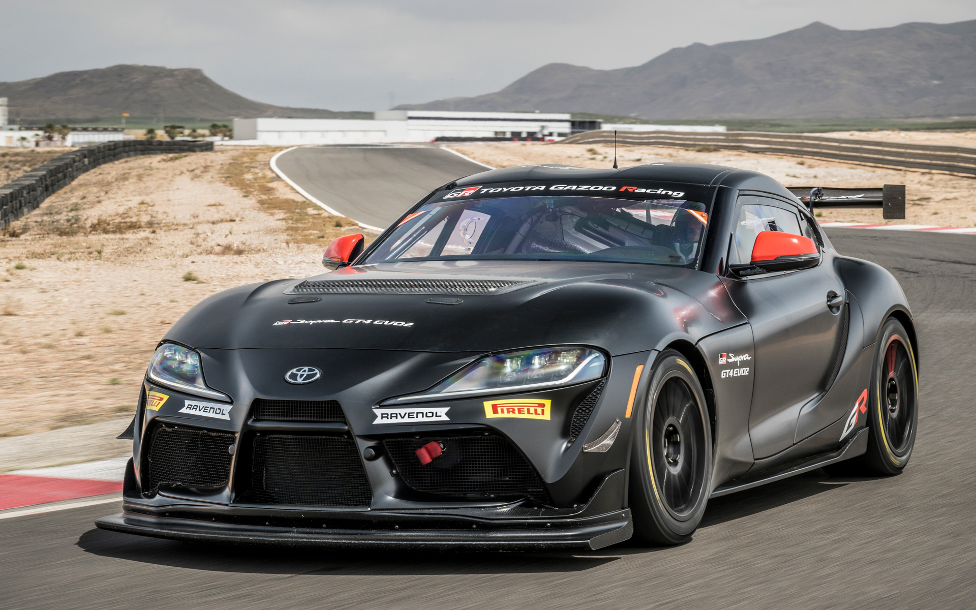 GR Supra GT4 EVO2（ブラックカラー施工車・プロトタイプ）