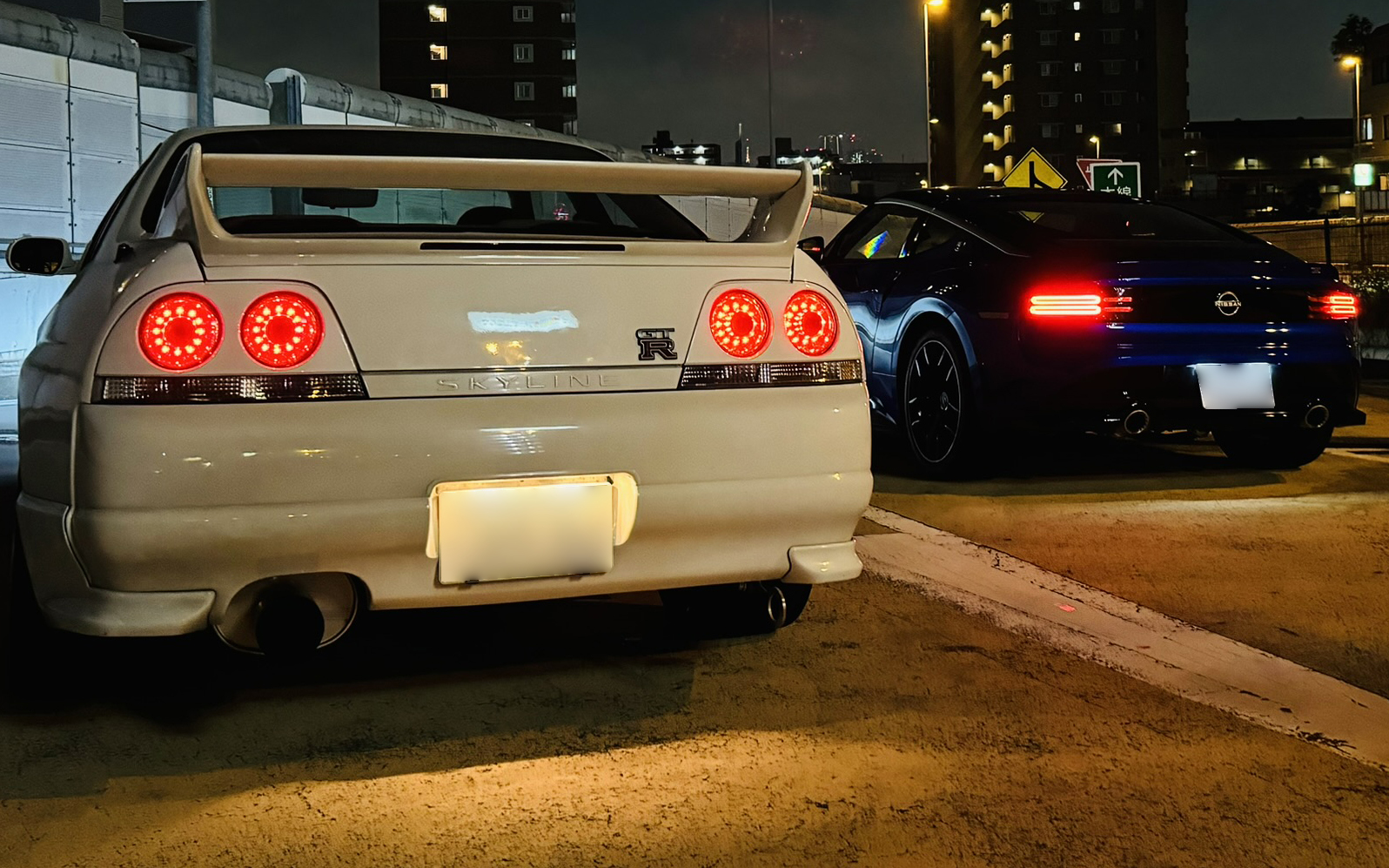 モータージャーナリストの橋本洋平さんの愛車とパシャリ