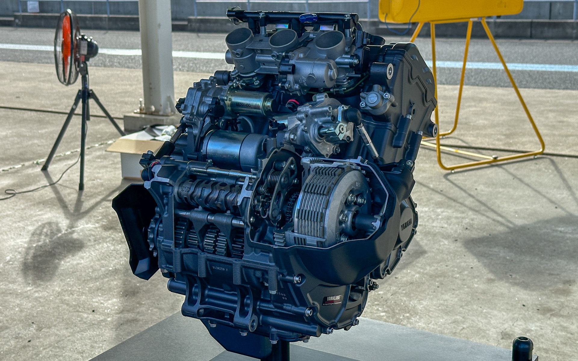 Y-AMTのカットモデル