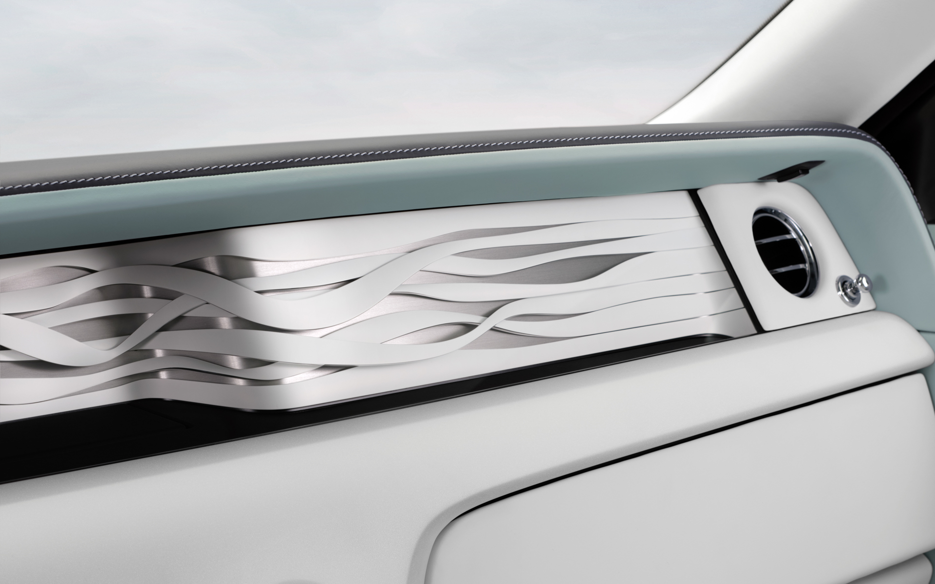 7本のリボンで構成された「セレスティアル・パルス」