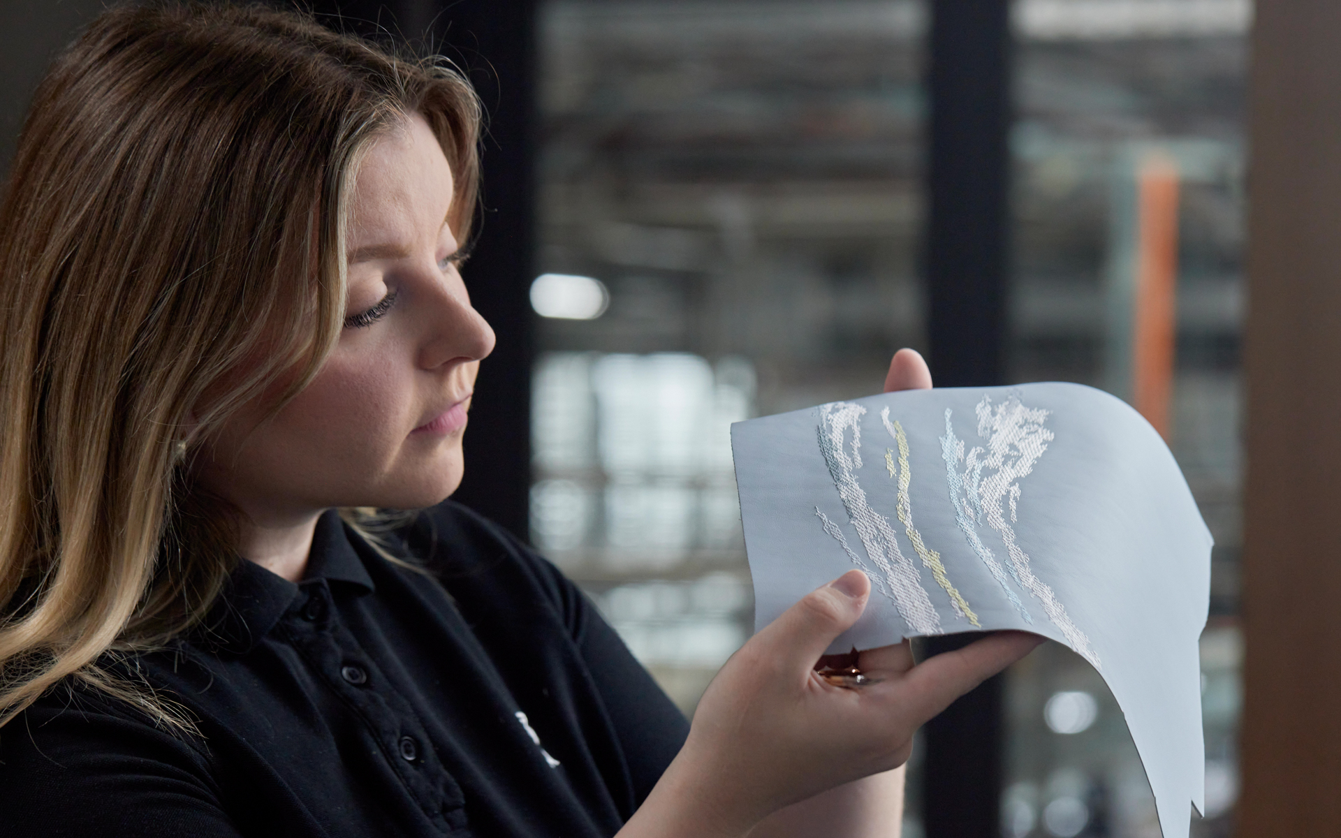 ロールス・ロイス・モーター・カーズ ビスポーク・クラフト・スペシャリスト Brienny Dudley氏