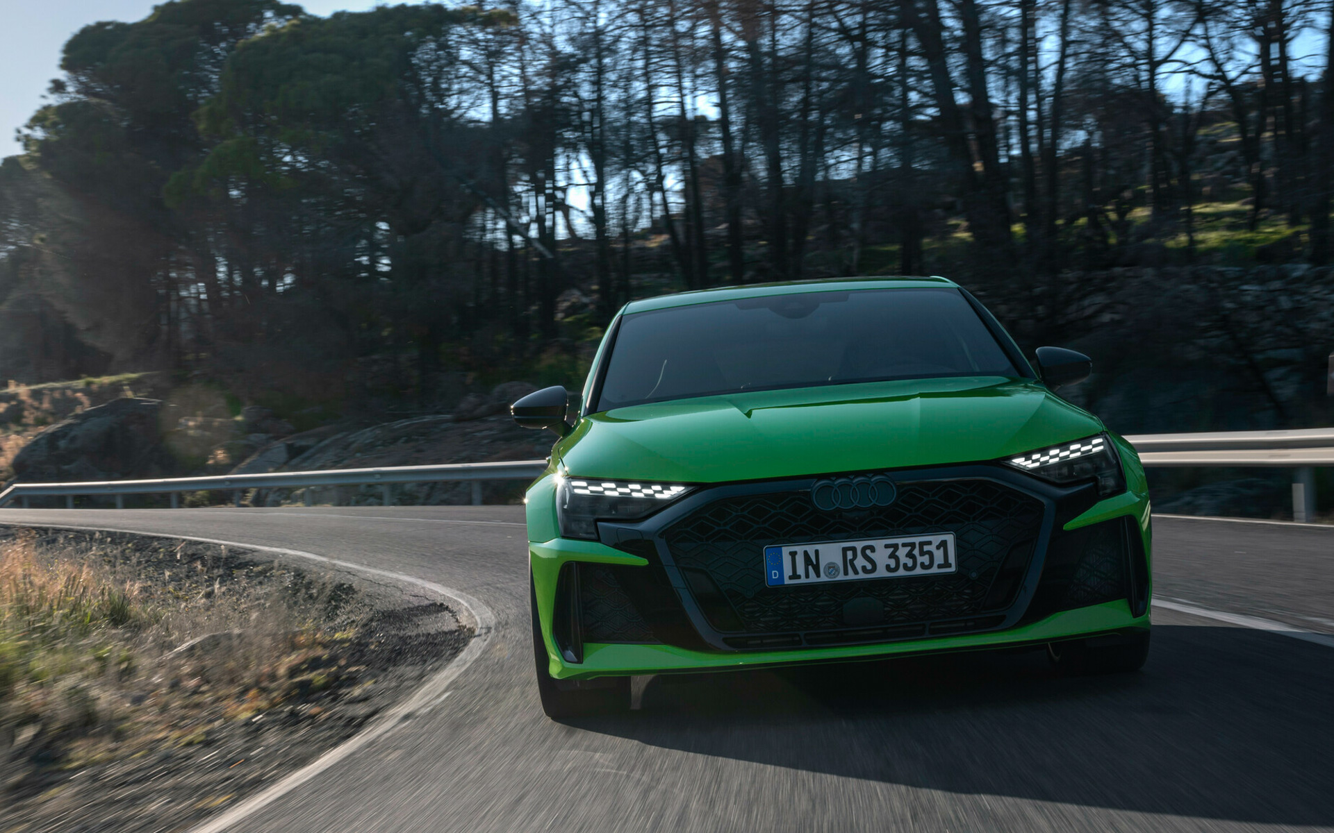 「RS 3」のスポーツバック