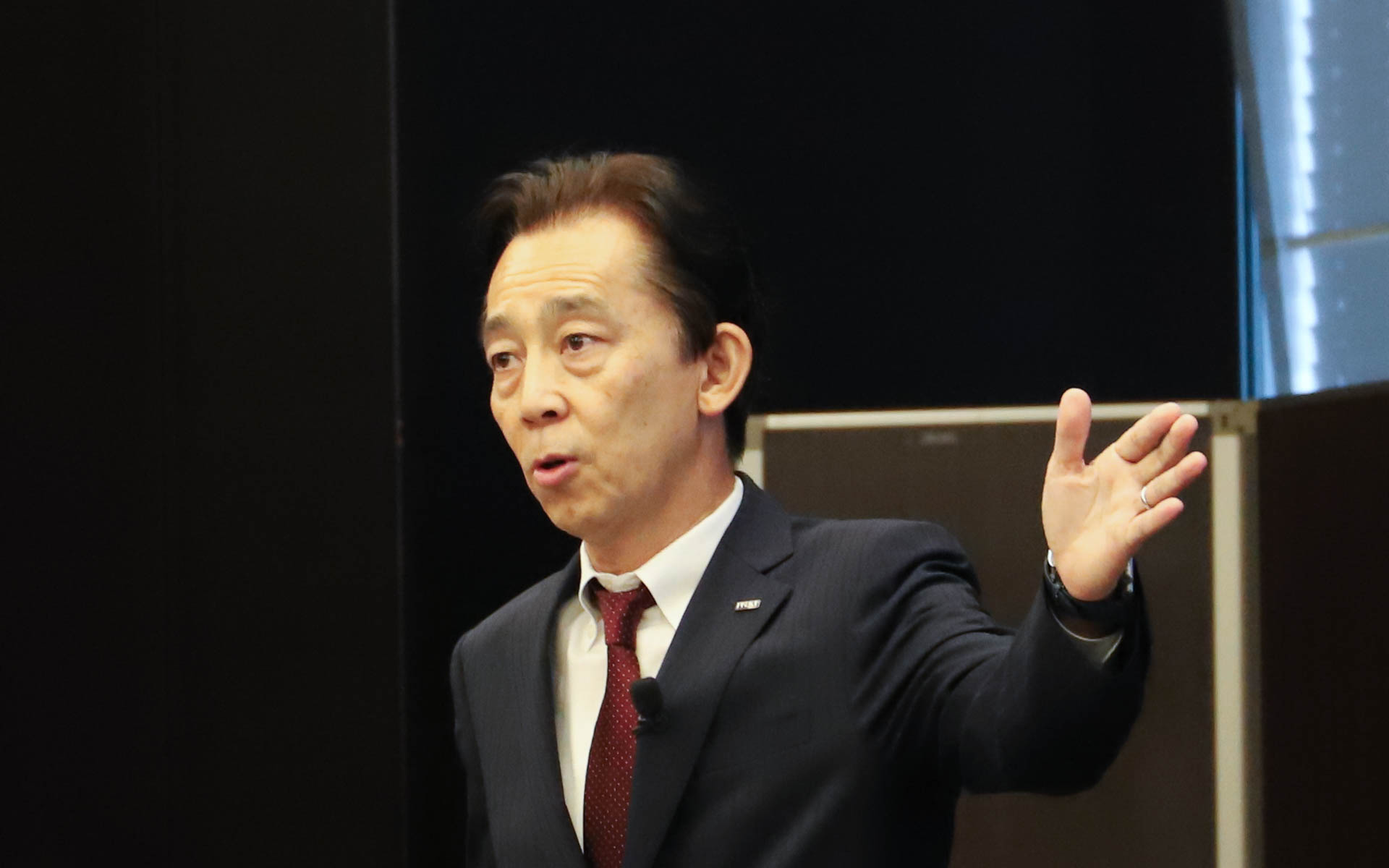 第二期中期経営計画について説明する株式会社ジェイテクト 取締役社長 近藤禎人氏