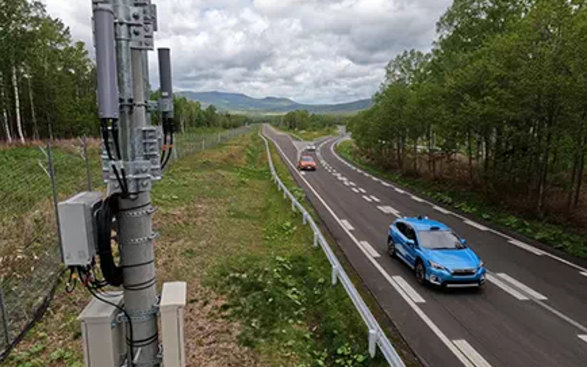 周回路に設置されたローカル5G設備