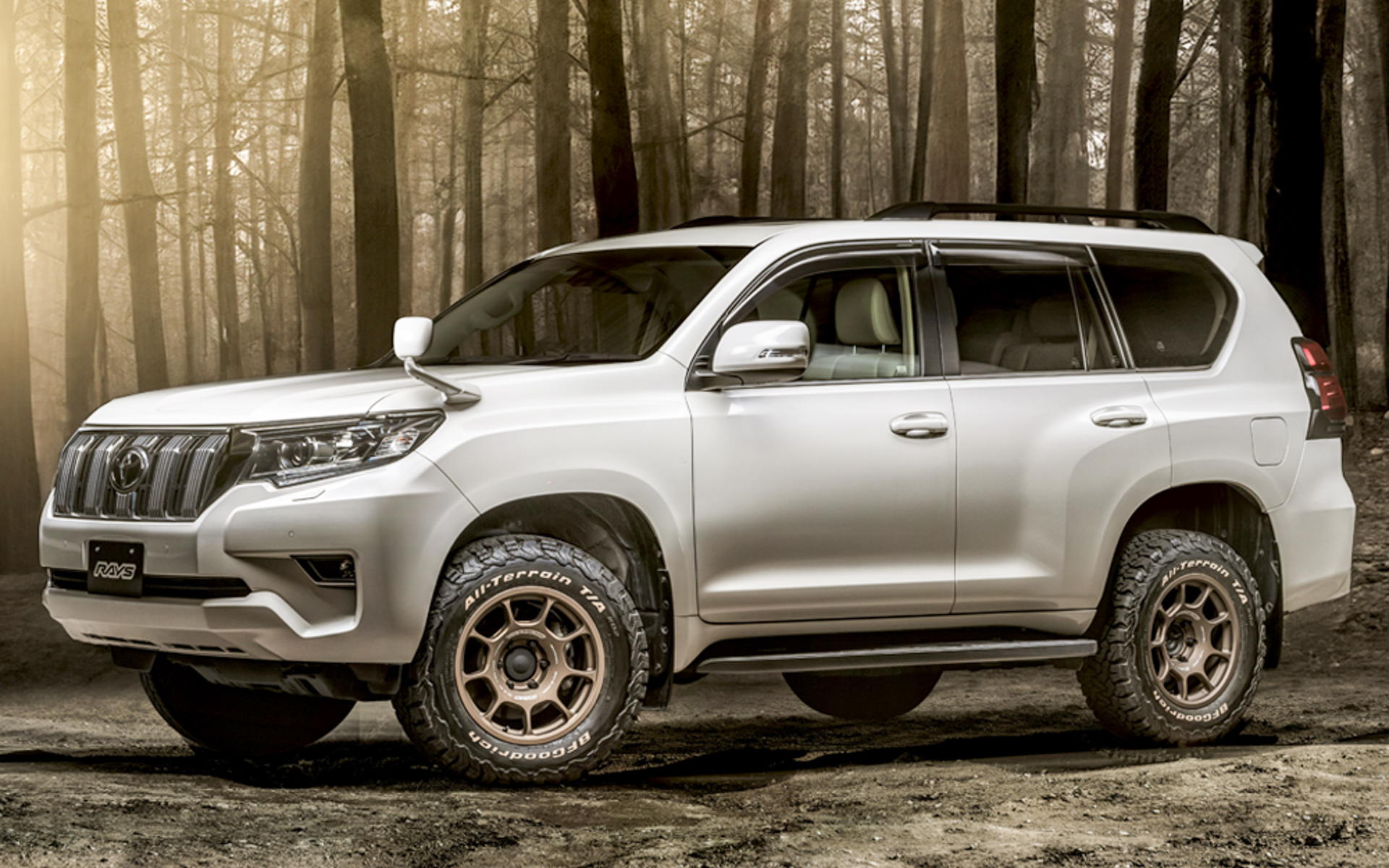 「ZE40X」の新色「ブロンズ（アルマイト）」装着イメージ