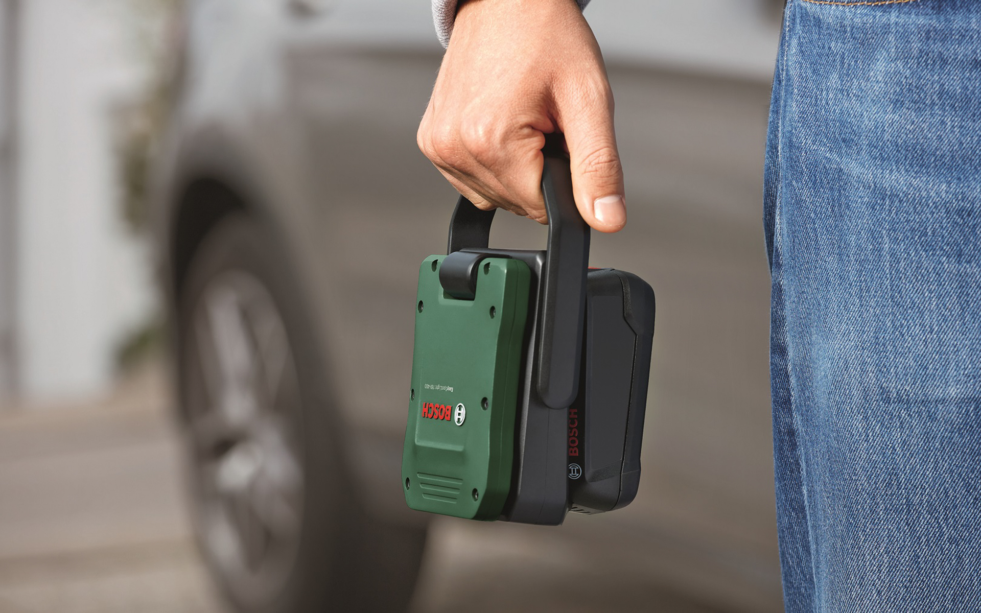 軽量コンパクトなので持ち運びも楽々