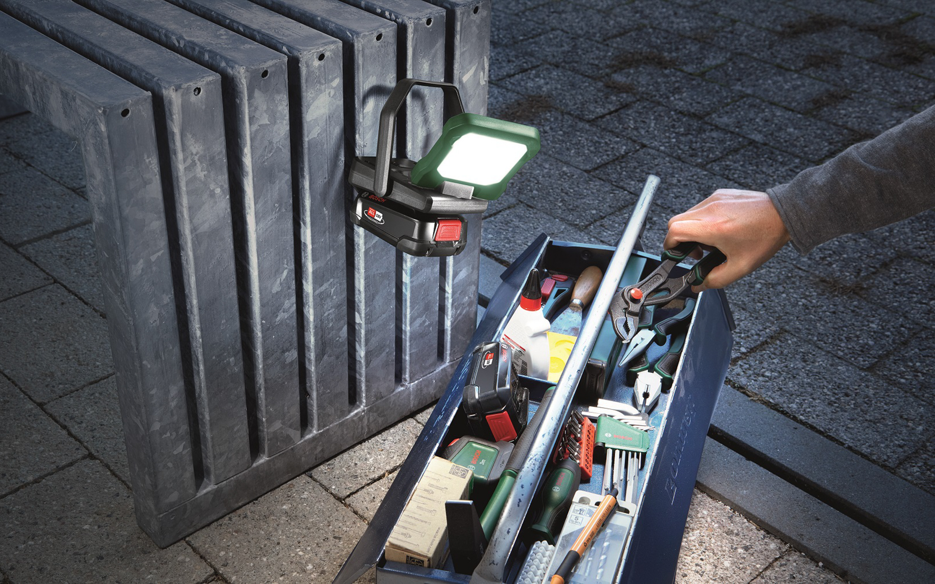 マグネットを内蔵