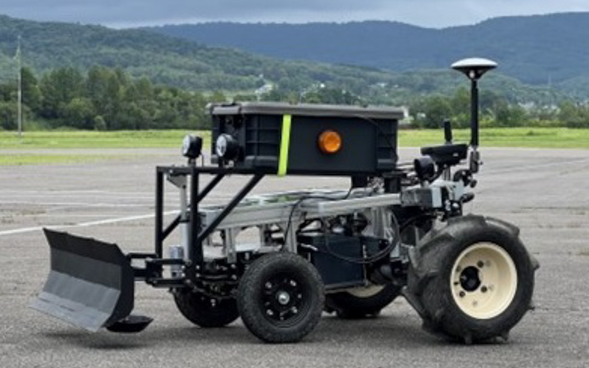 電動モビリティベースユニットの活用例