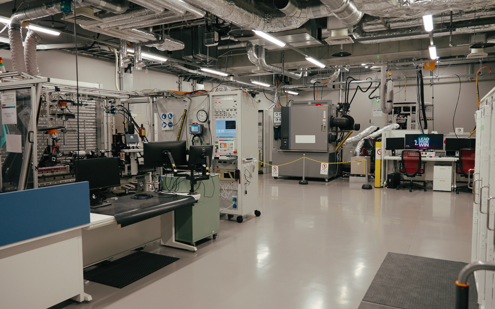 ヘビーラボの「ステアリングテストルーム」（写真提供：ボッシュ）