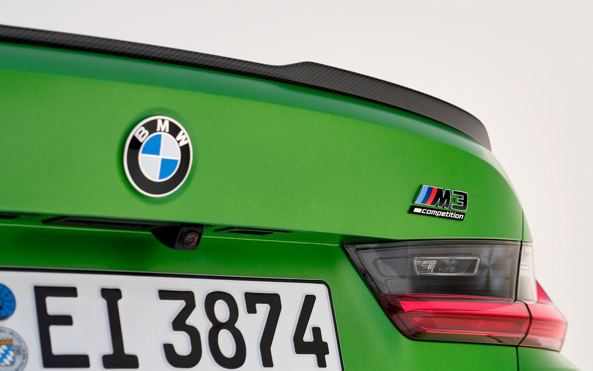 トランクにもM3ロゴが配される