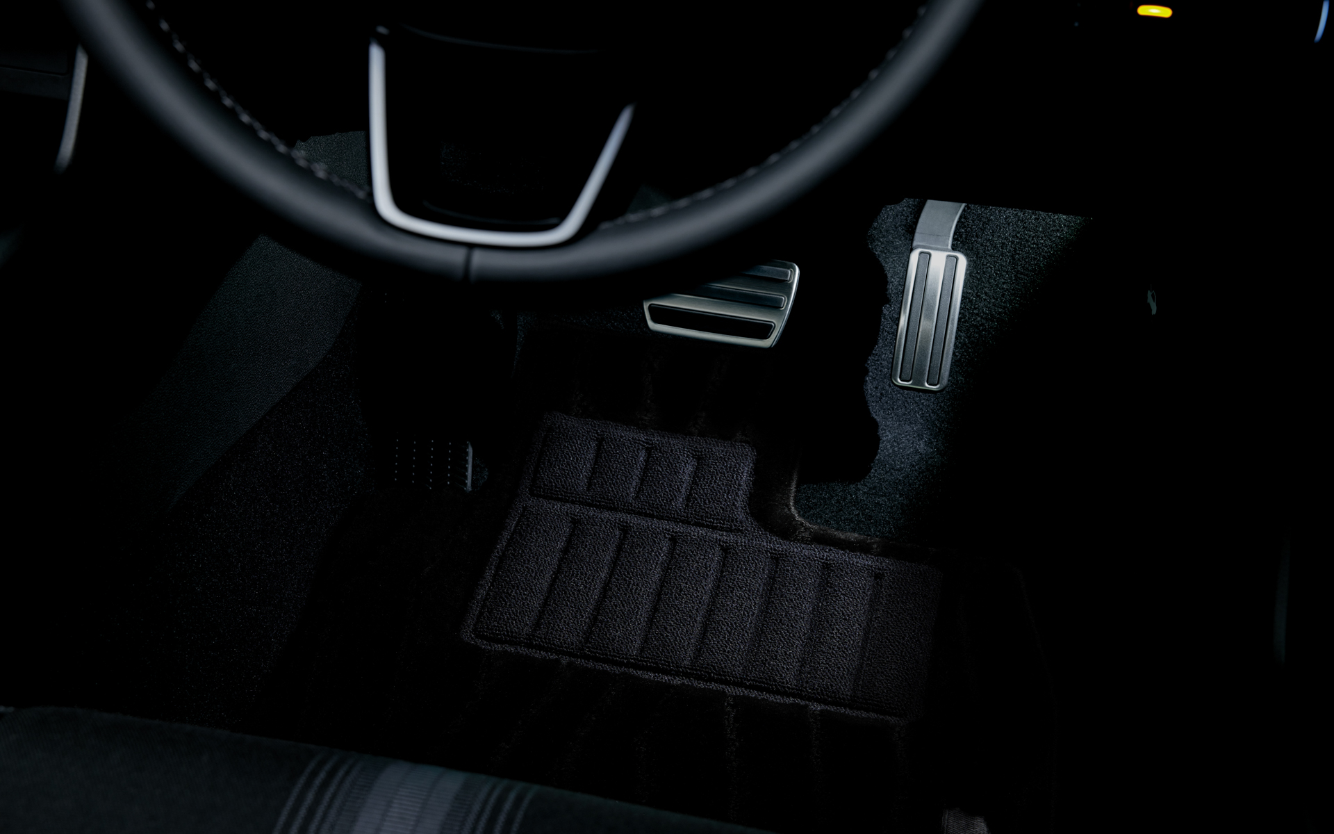 フットライト&シートアンダーライト（ホワイト仕様）1万7600円