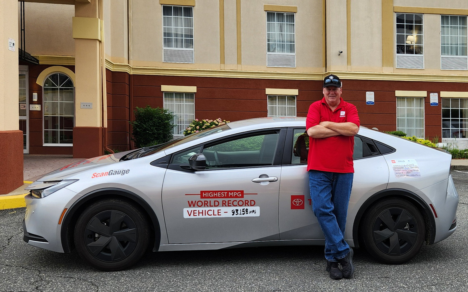 プリウスとハイパーマイラーのウェイン・ガーデス氏