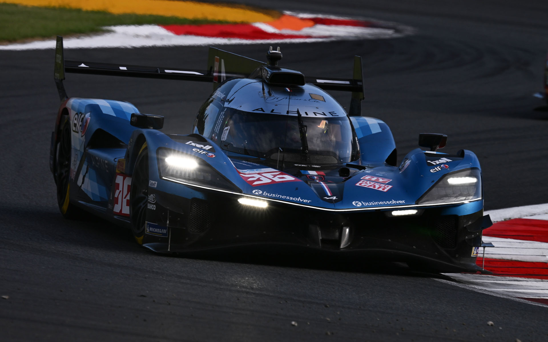 3位入賞のアルピーヌ・エンデュランス・チーム／アルピーヌA424（ニコラス・ラピエール、ミック・シューマッハ、マシュー・バキシビエール）