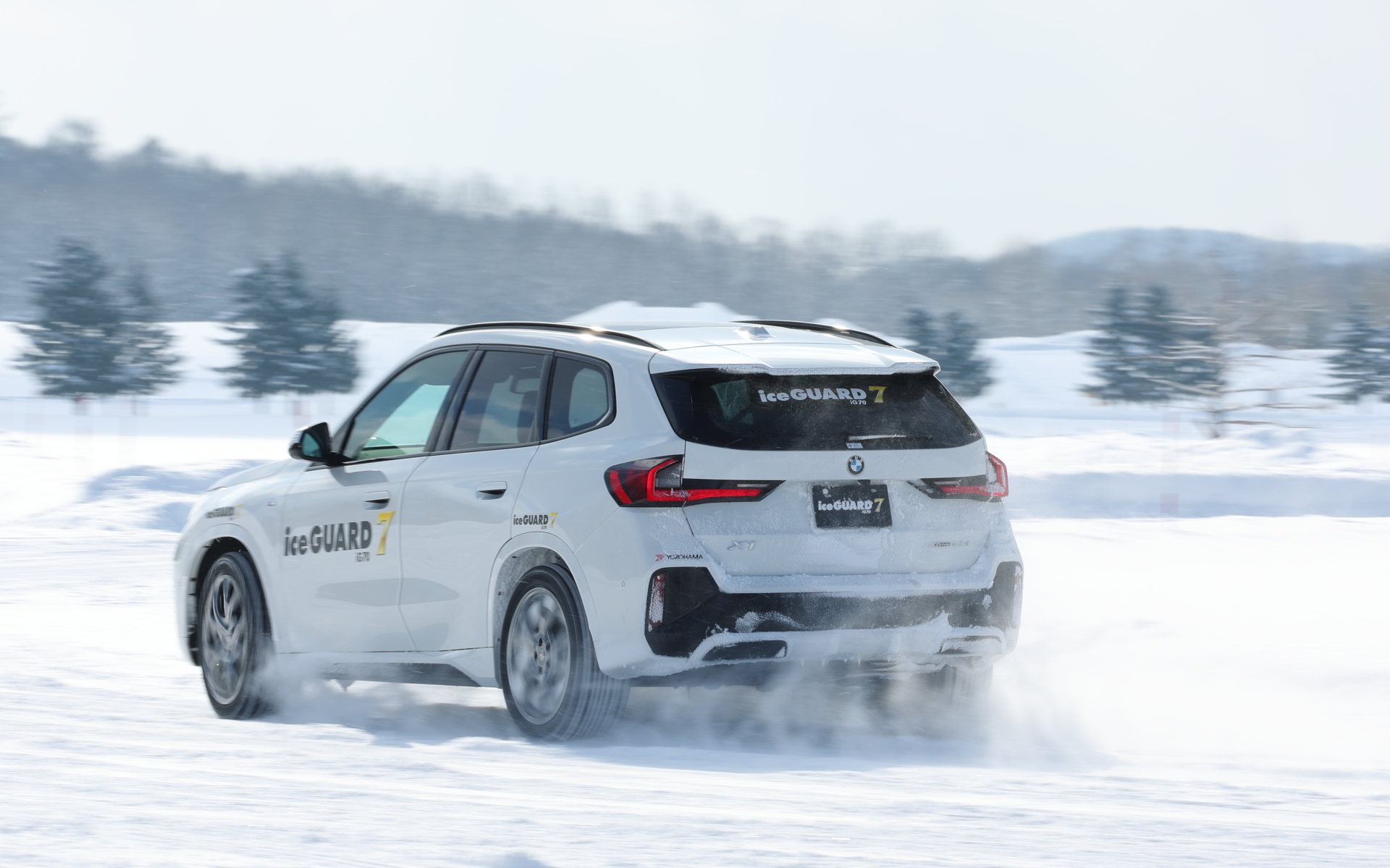ICE（内燃機関）モデルのBMW「X1」でも試す